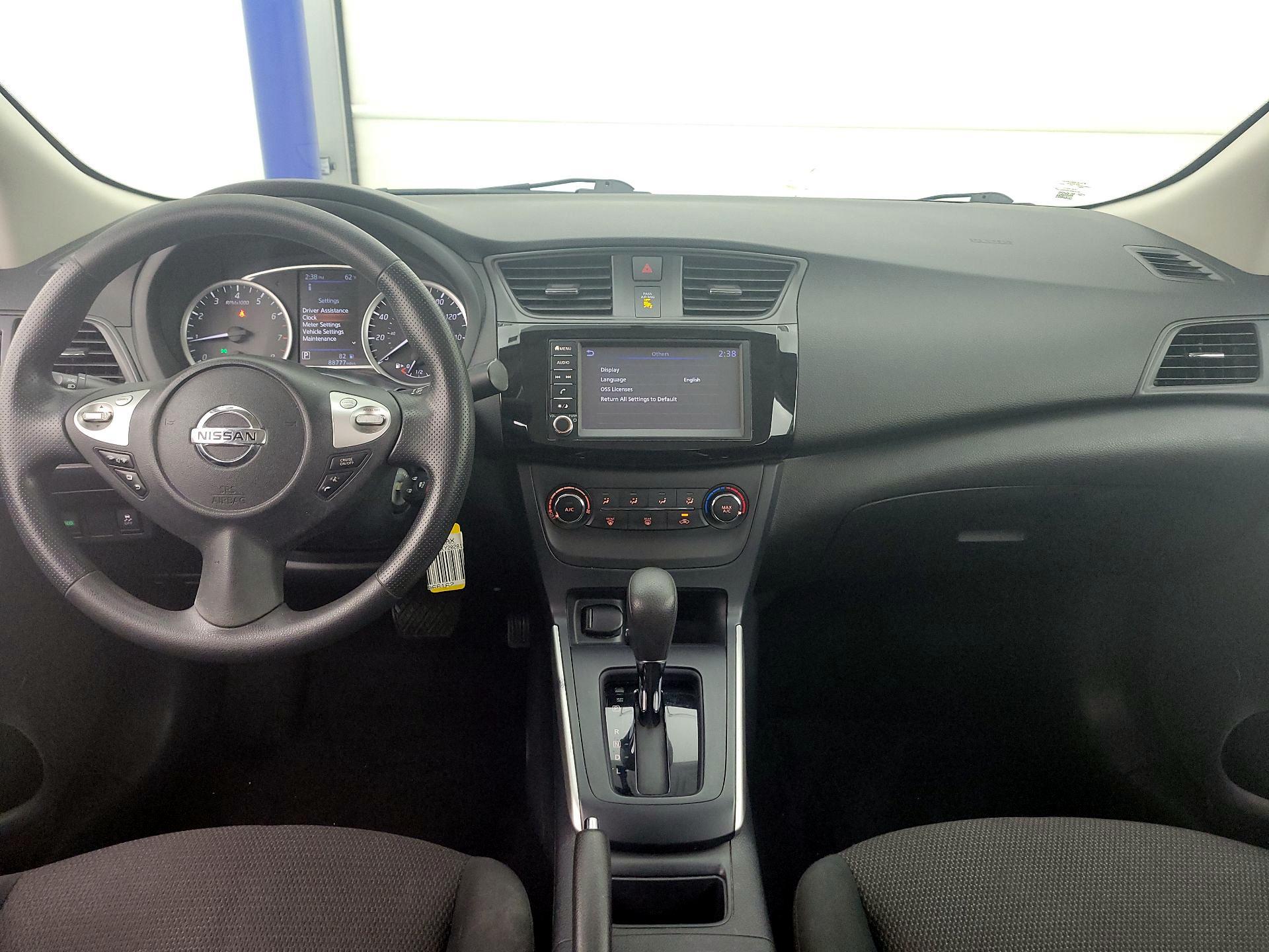 Thumbnail: 2019 Nissan Sentra - 9