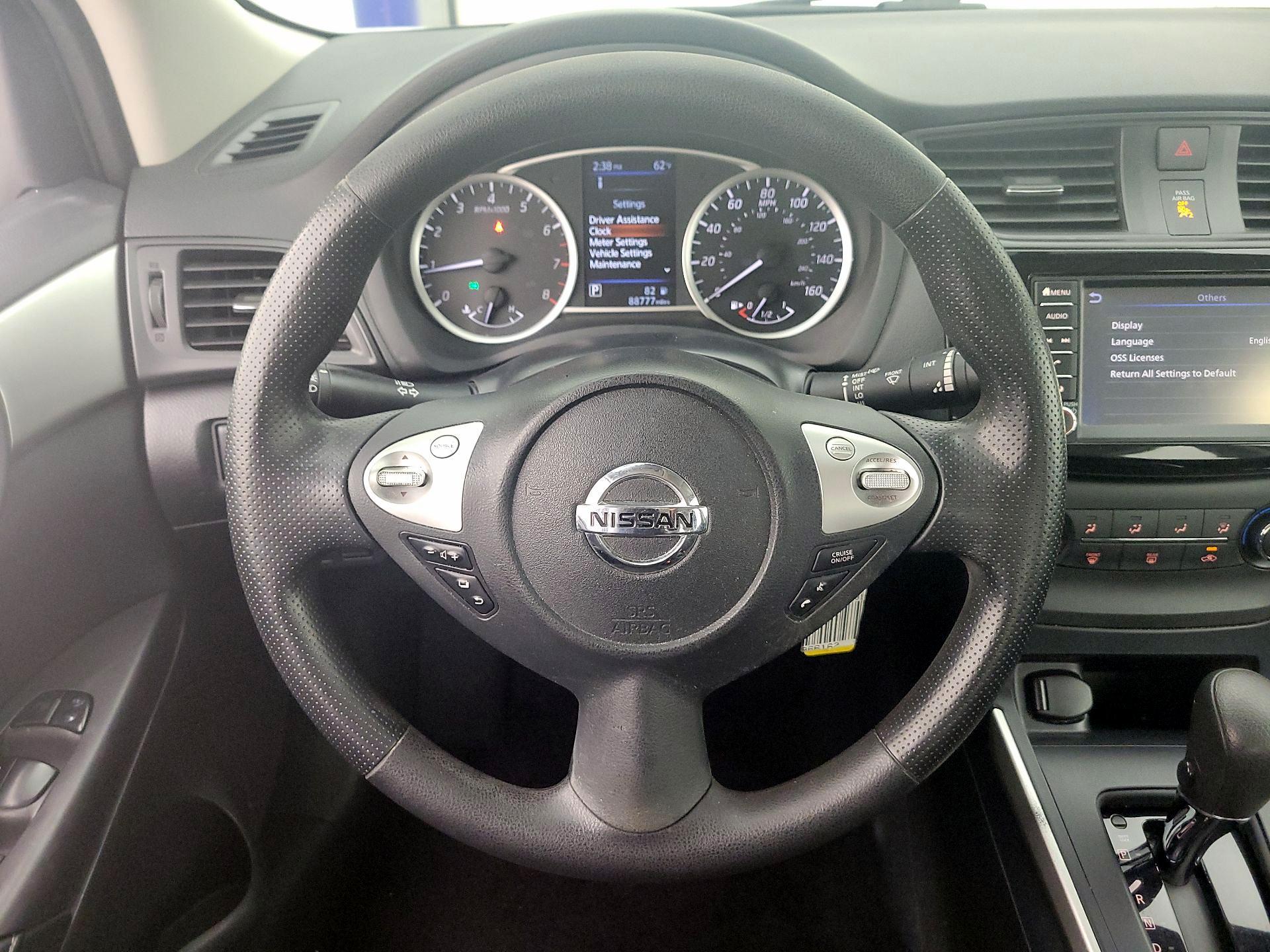 Thumbnail: 2019 Nissan Sentra - 10