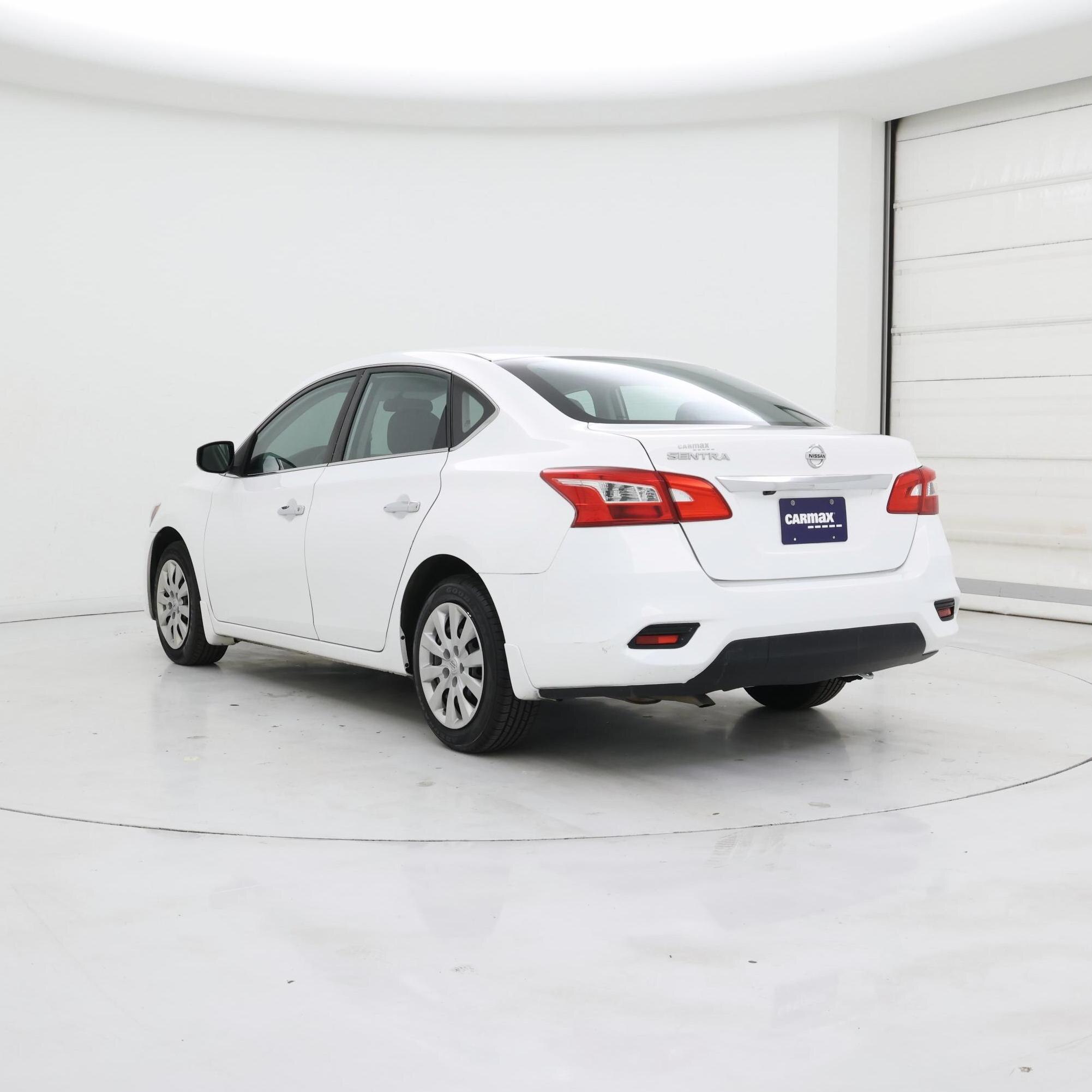 Thumbnail: 2019 Nissan Sentra - 2