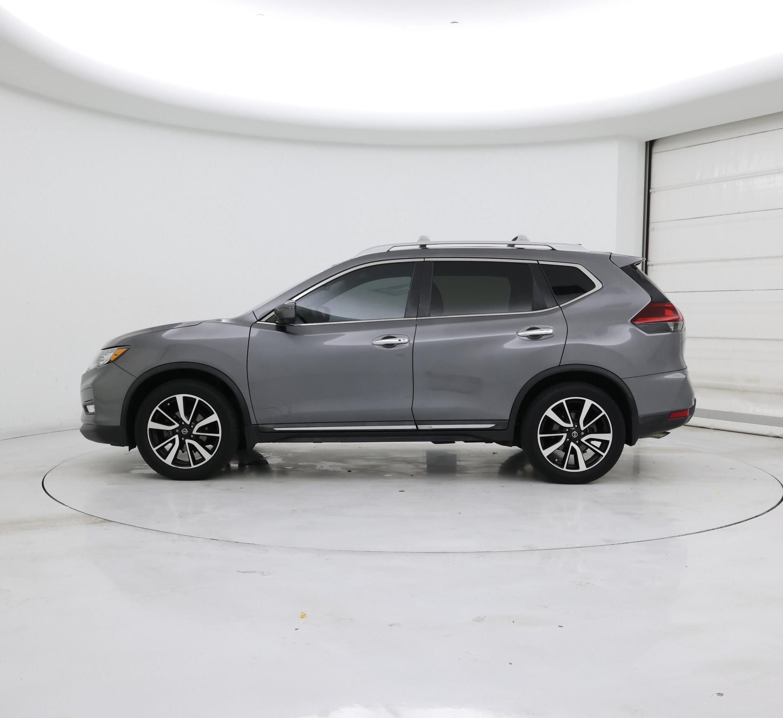 Thumbnail: 2019 Nissan Rogue - 3