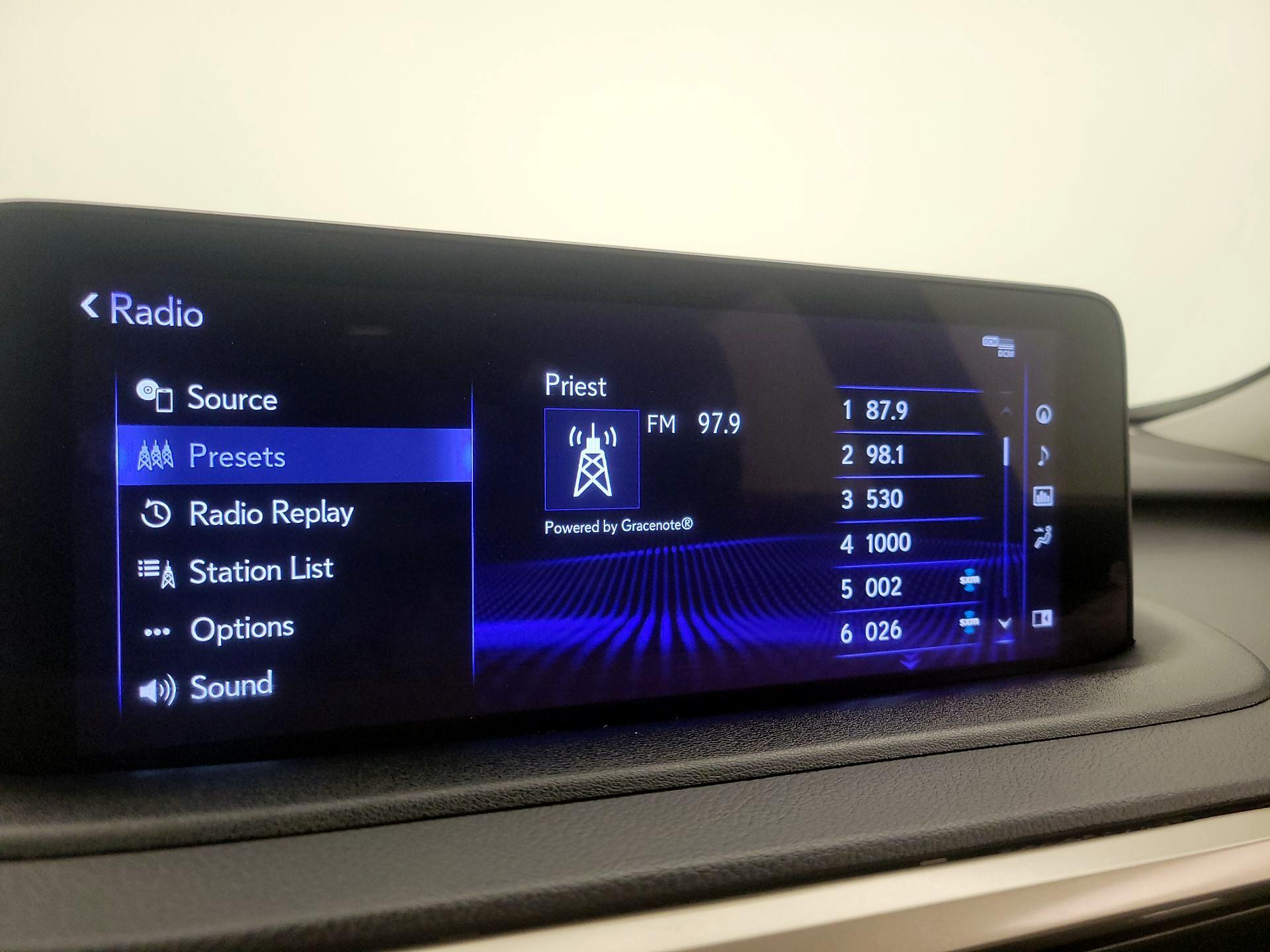 Thumbnail: 2020 Lexus RX - 16