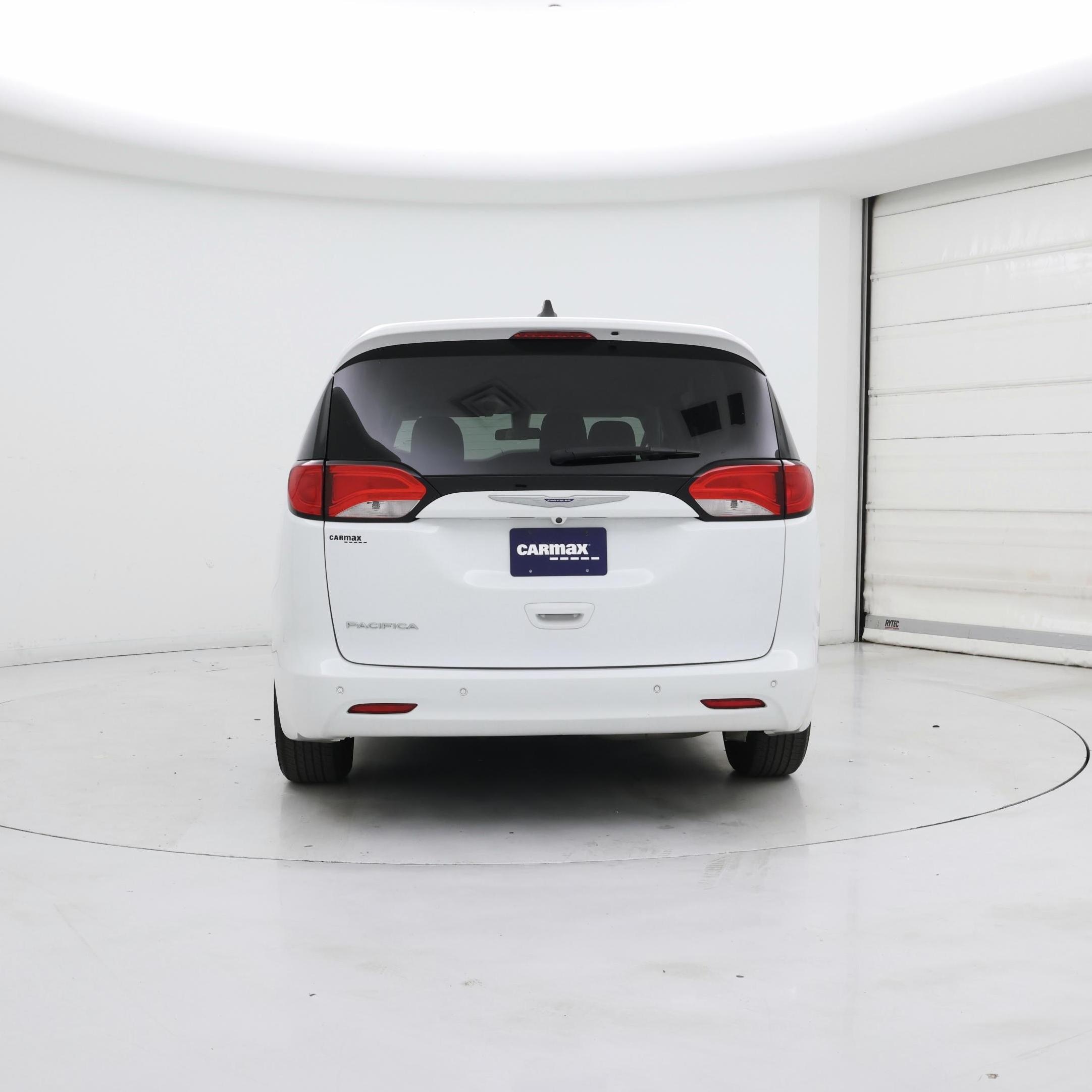 Thumbnail: 2018 Chrysler Pacifica - 6