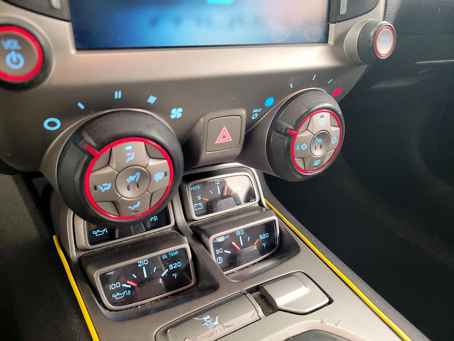 Thumbnail: 2015 Chevrolet Camaro - 17