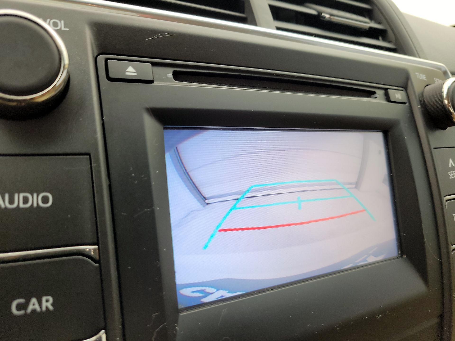 Thumbnail: 2015 Toyota Camry - 14