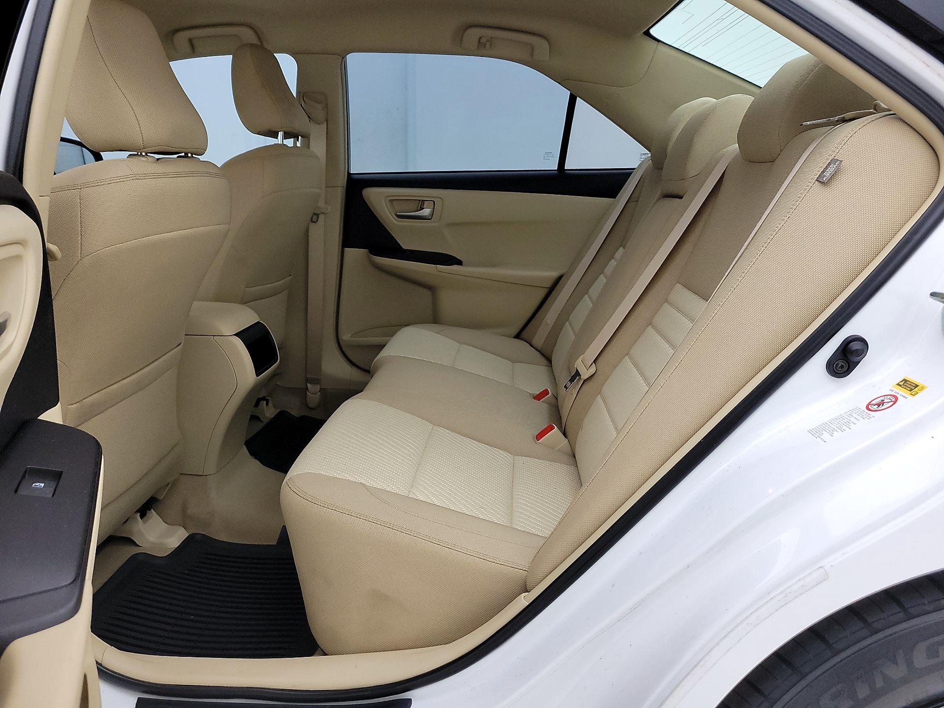 Thumbnail: 2015 Toyota Camry - 19