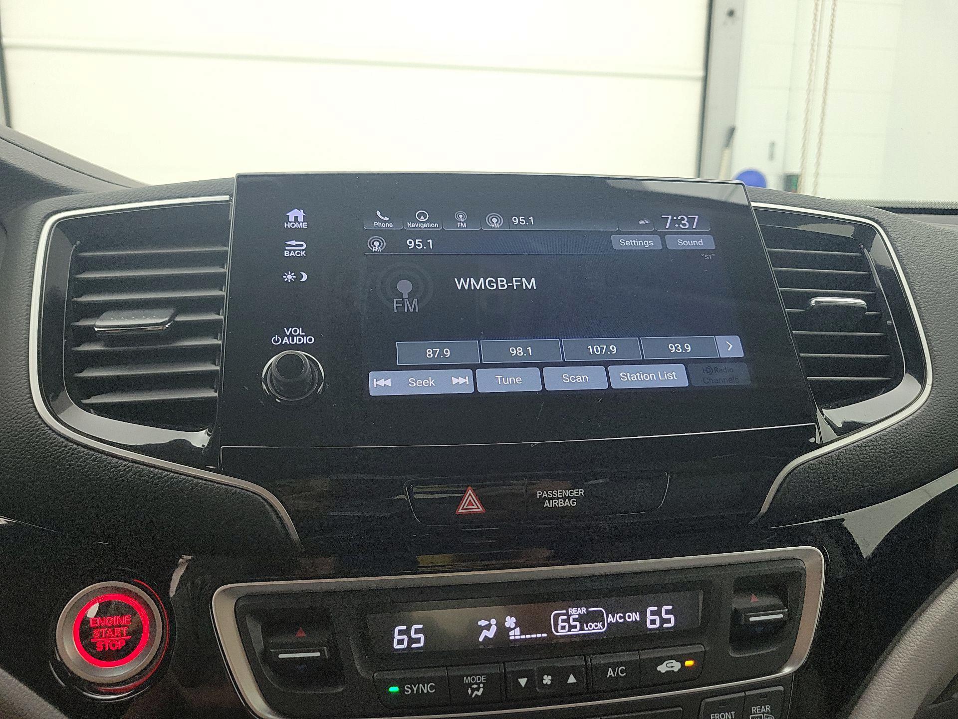 Thumbnail: 2021 Honda Pilot - 16