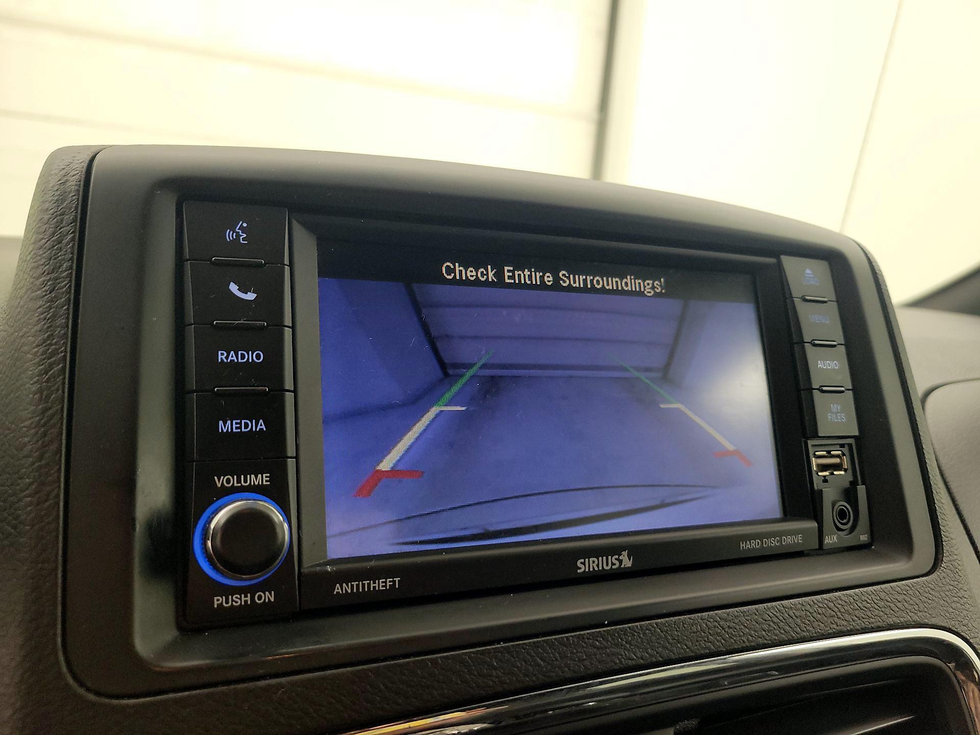 Thumbnail: 2019 Dodge Grand Caravan - 14