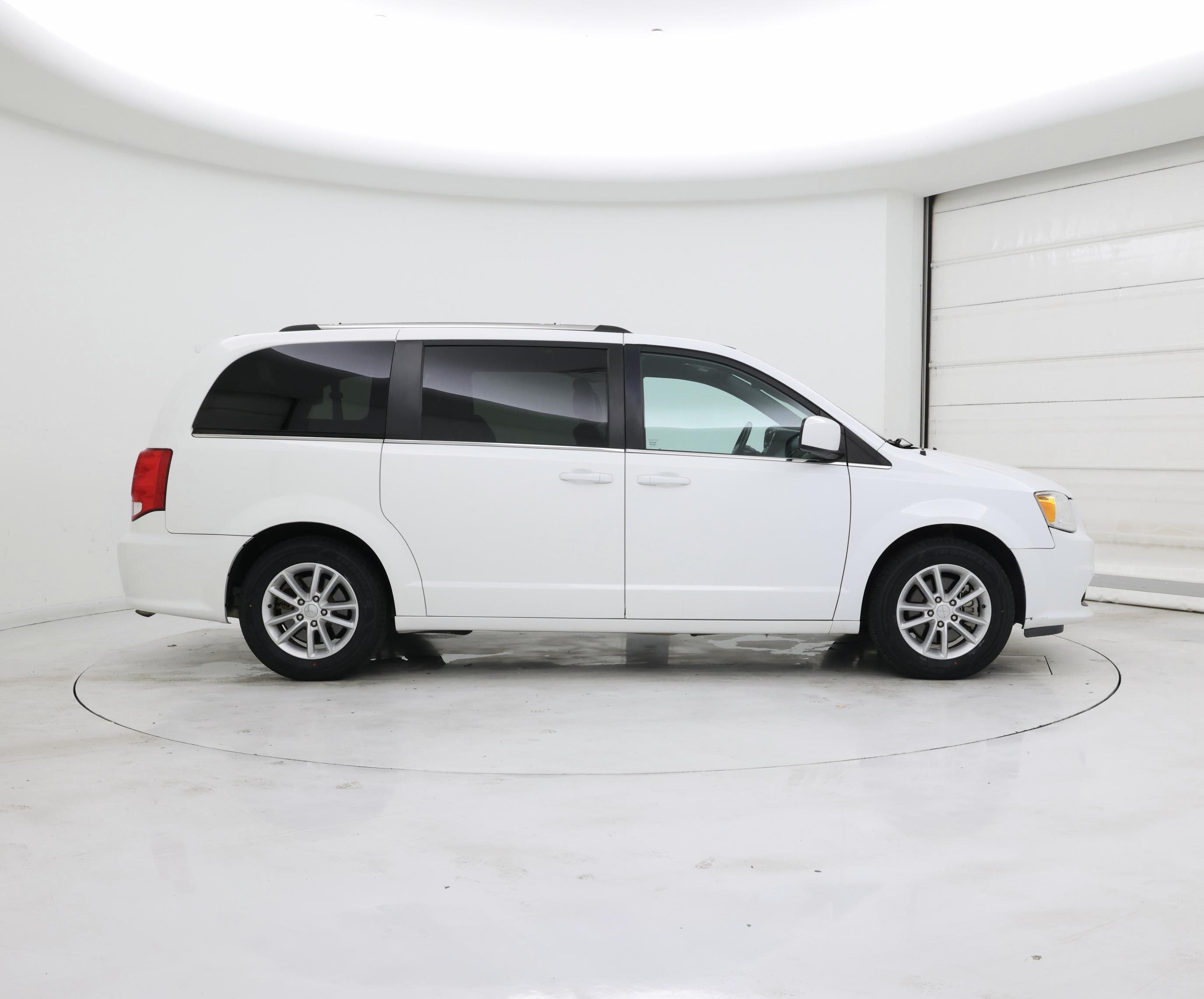 Thumbnail: 2019 Dodge Grand Caravan - 7