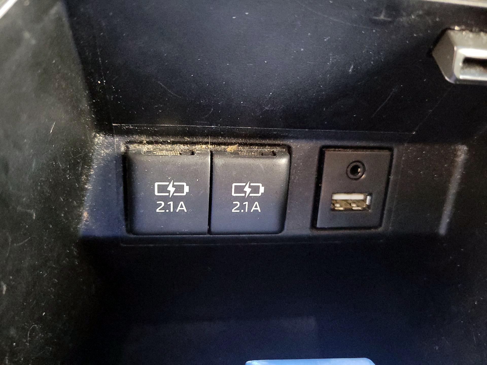 Thumbnail: 2019 Toyota Avalon - 18