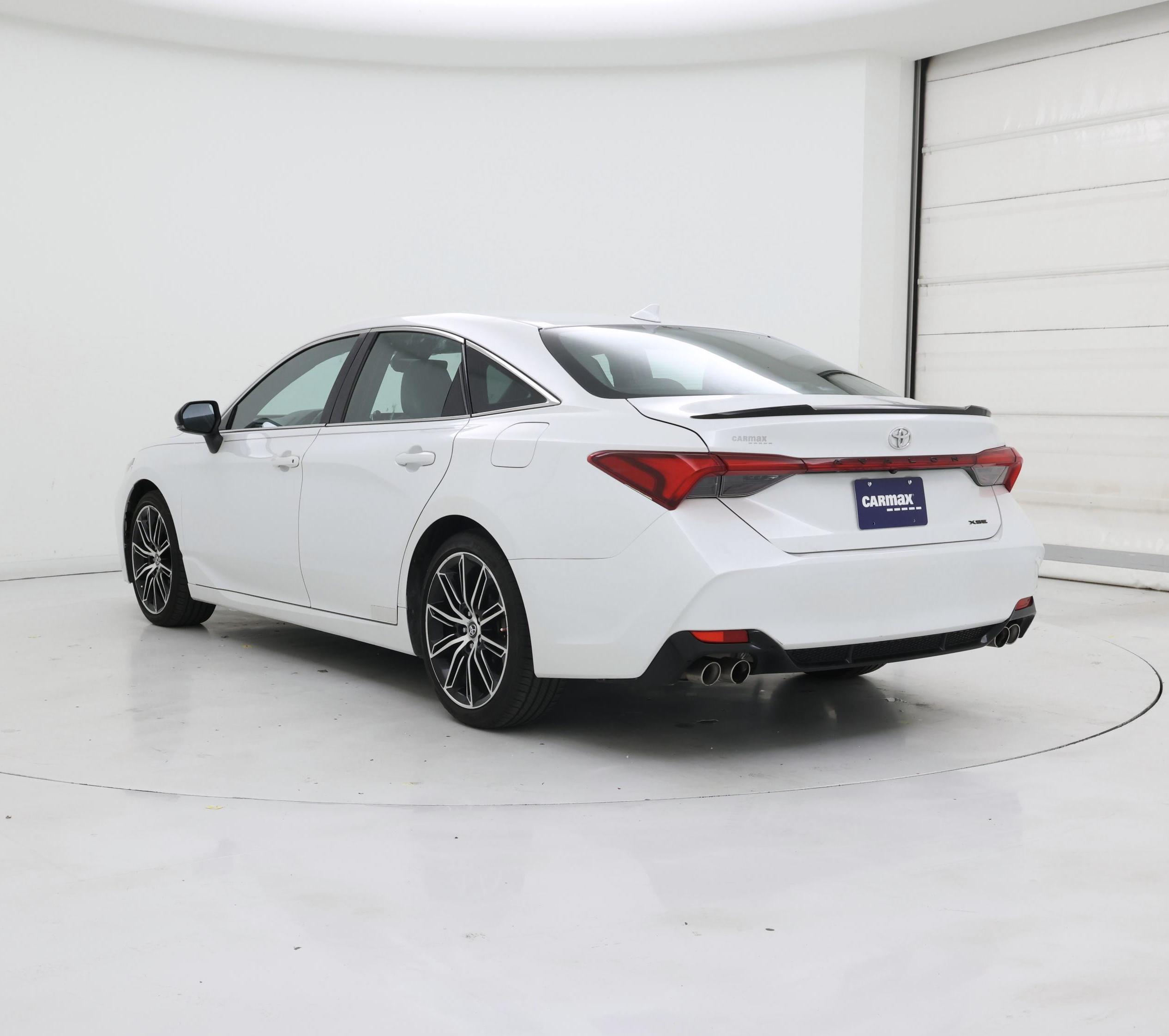 Thumbnail: 2019 Toyota Avalon - 2