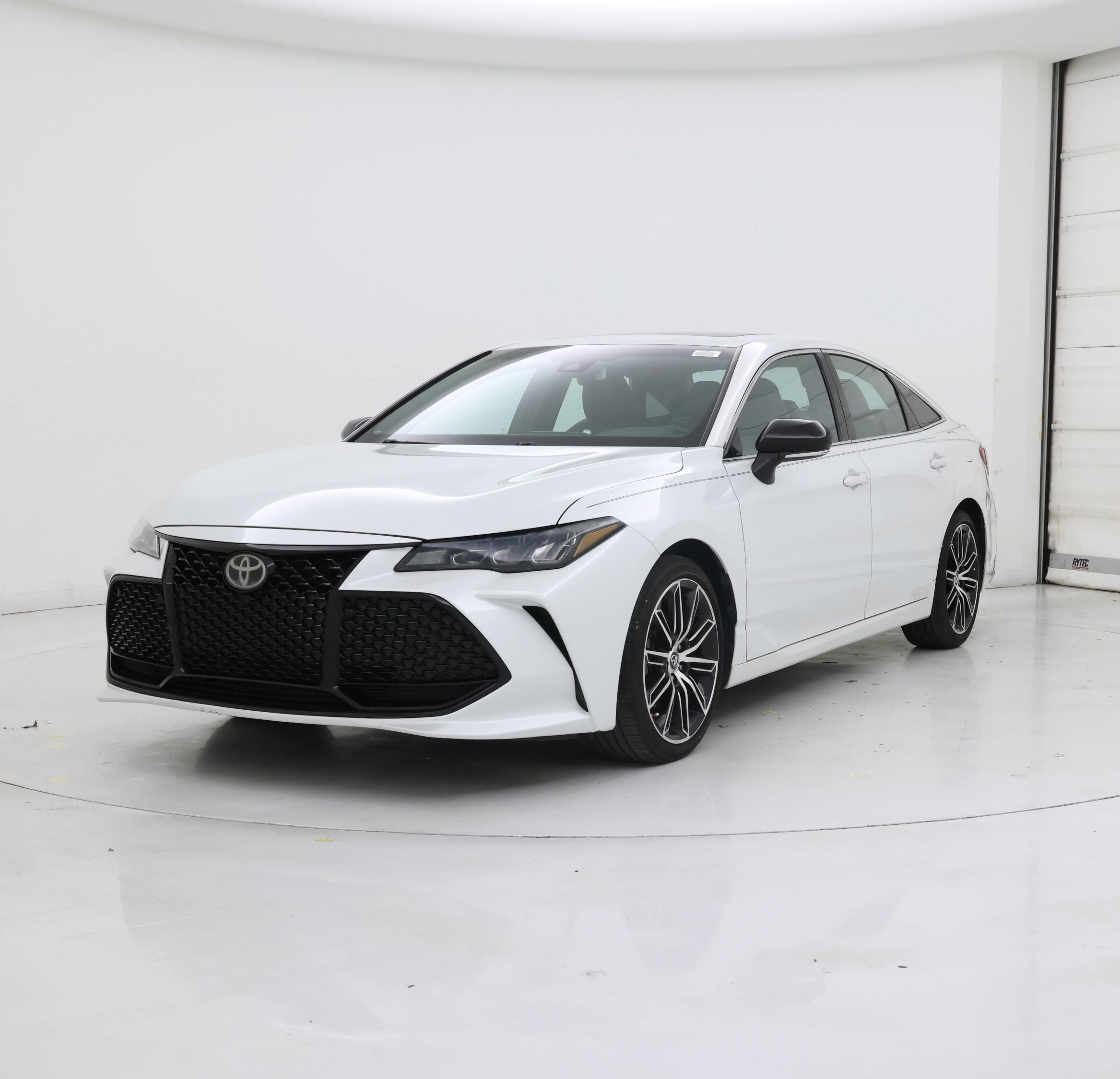 Thumbnail: 2019 Toyota Avalon - 4