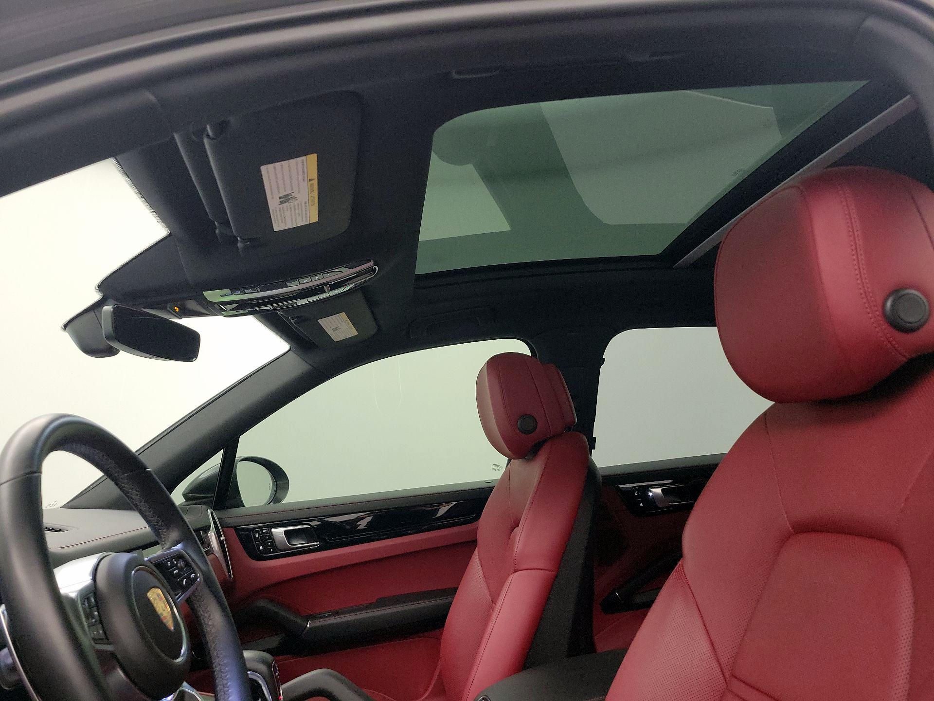 Thumbnail: 2019 Porsche Cayenne - 20