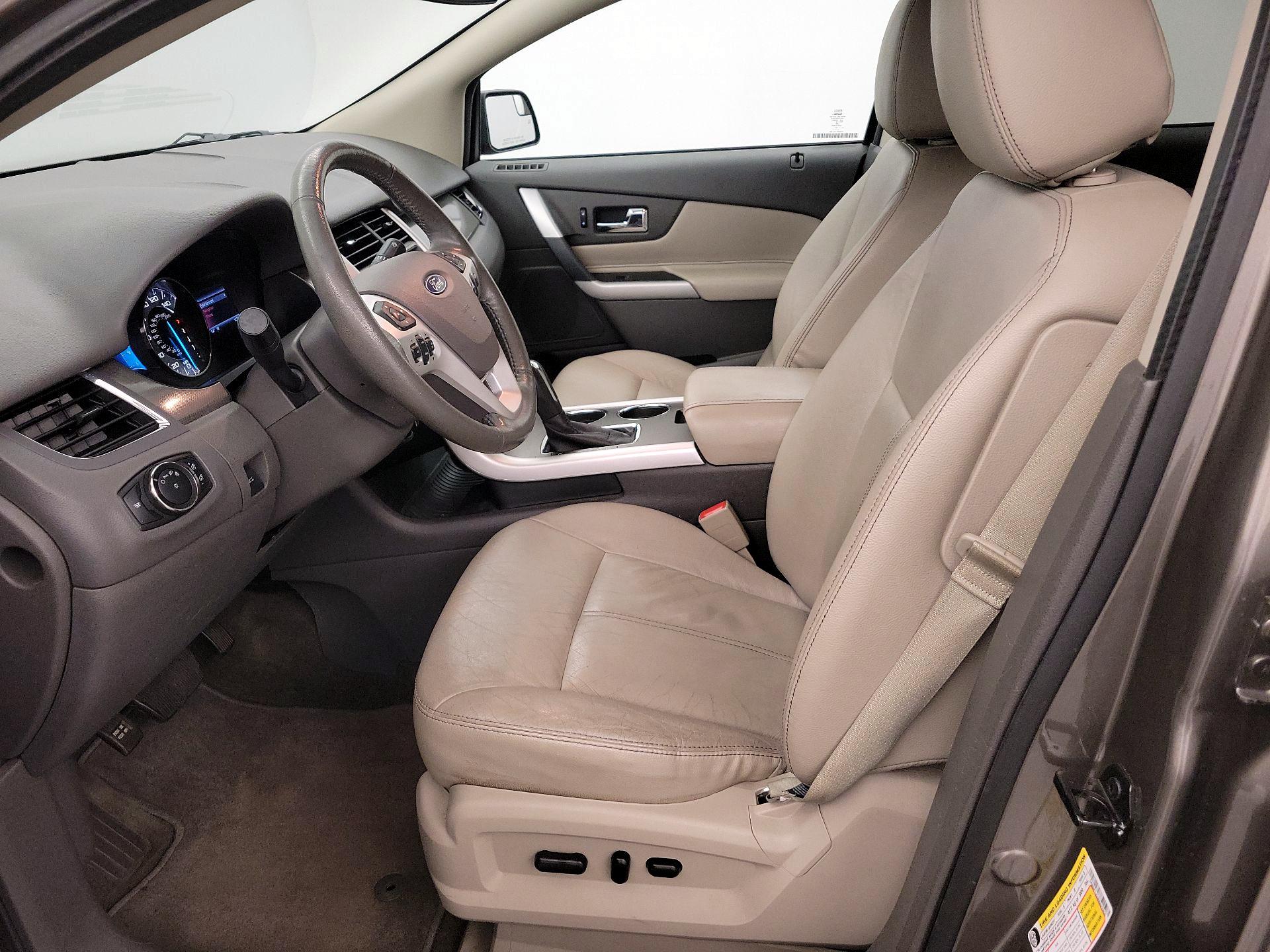 Thumbnail: 2014 Ford Edge - 11