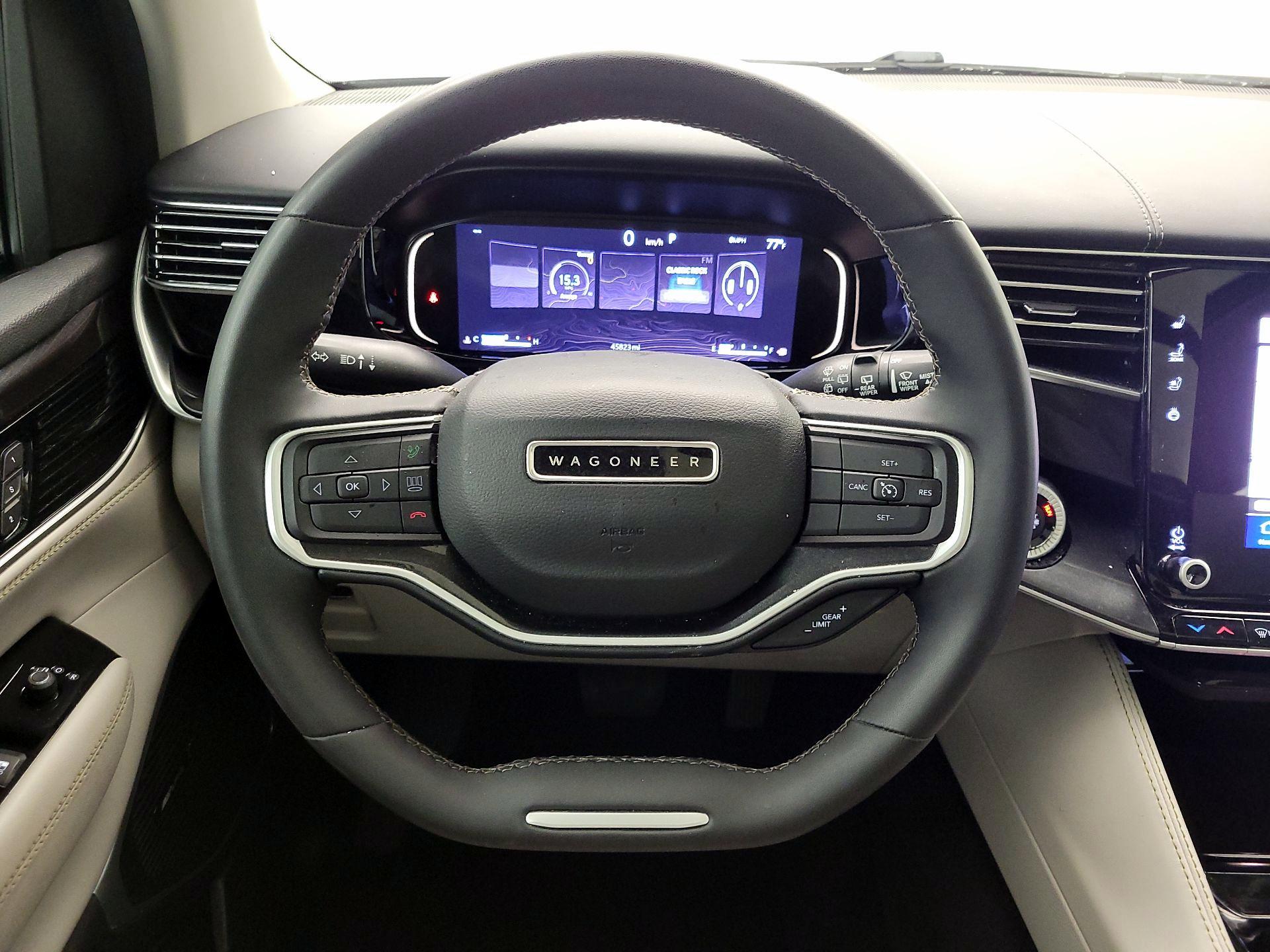 Thumbnail: 2023 Jeep Wagoneer - 10