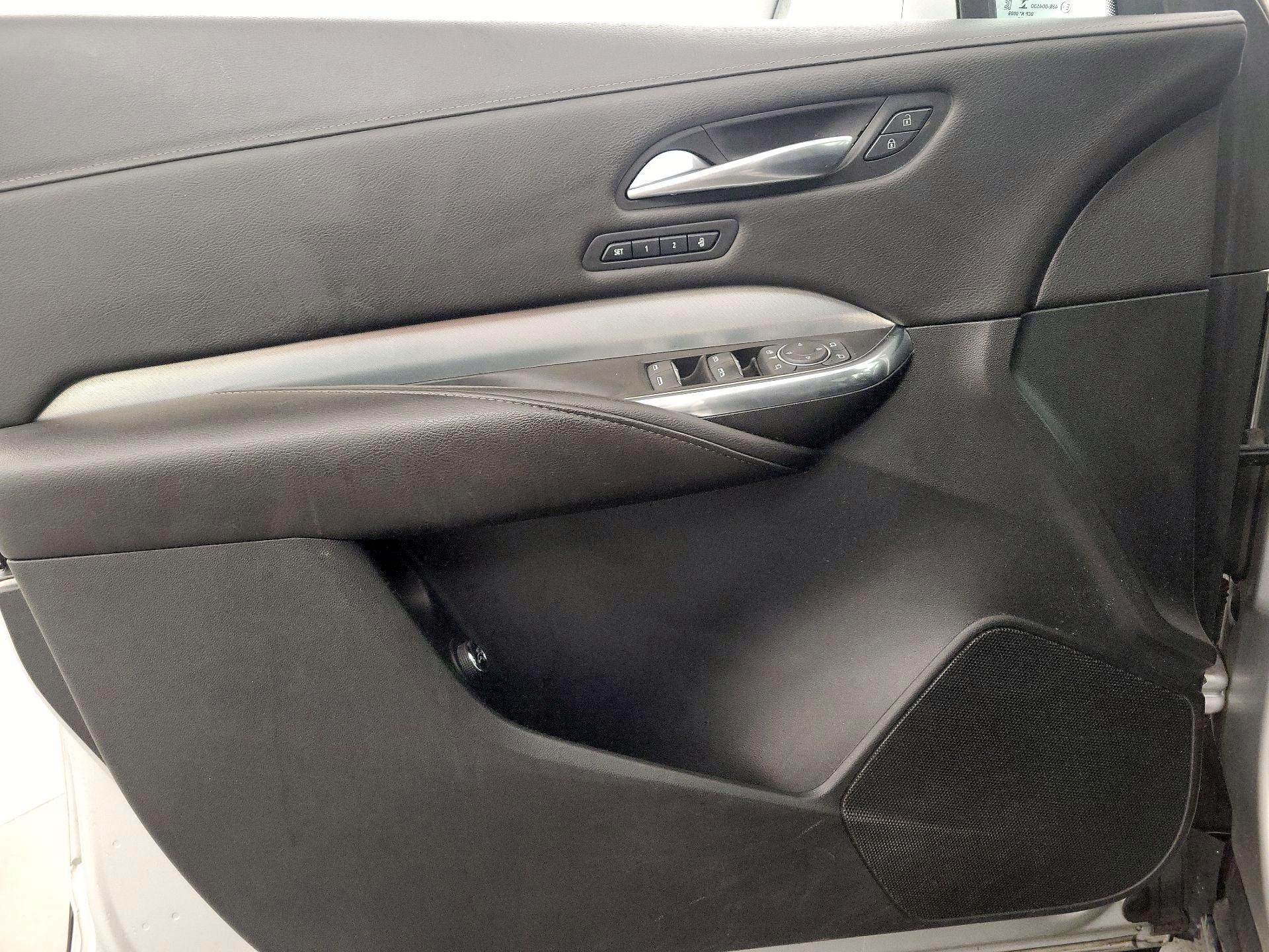 Thumbnail: 2019 Cadillac XT4 - 12