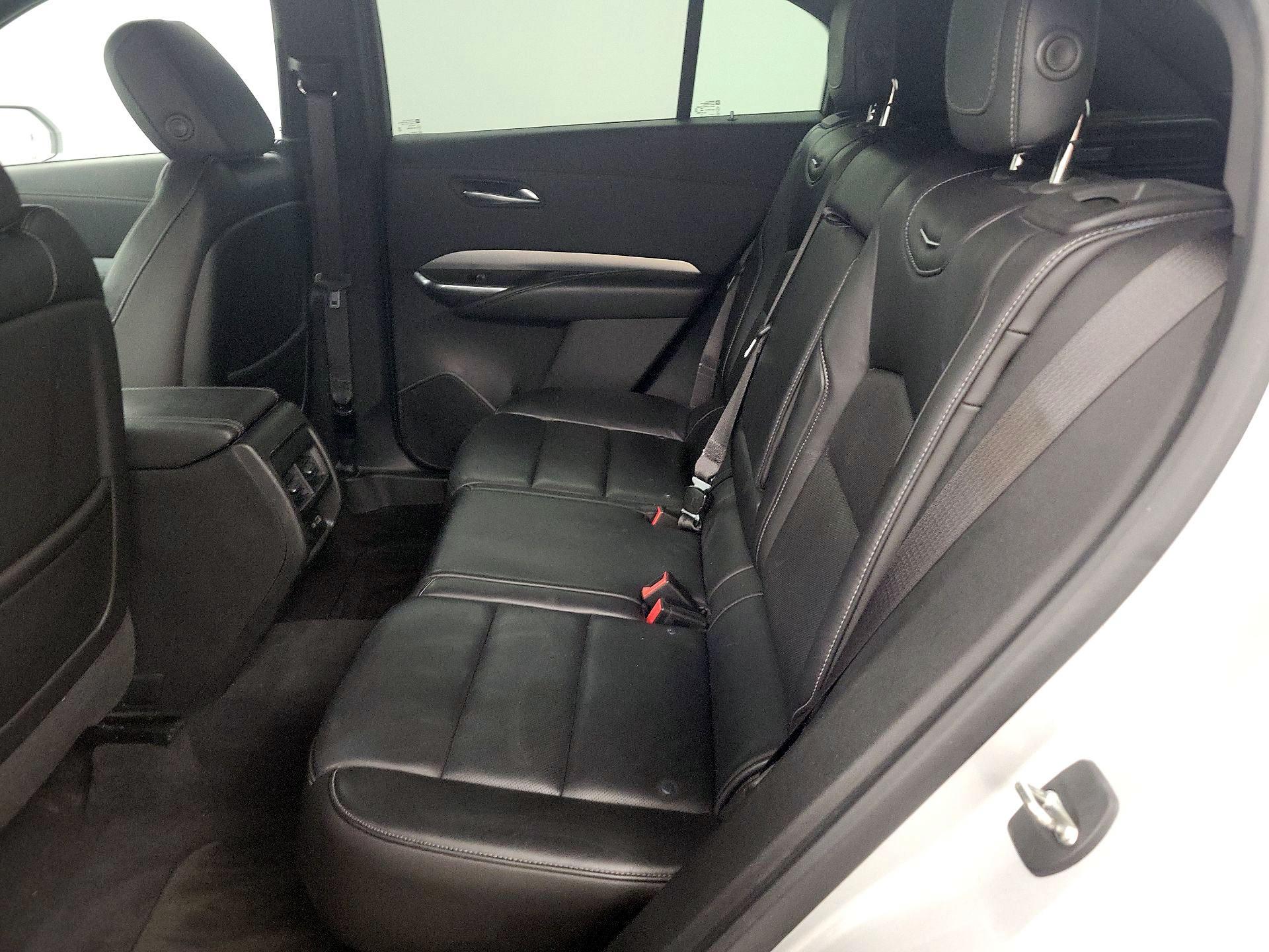 Thumbnail: 2019 Cadillac XT4 - 19