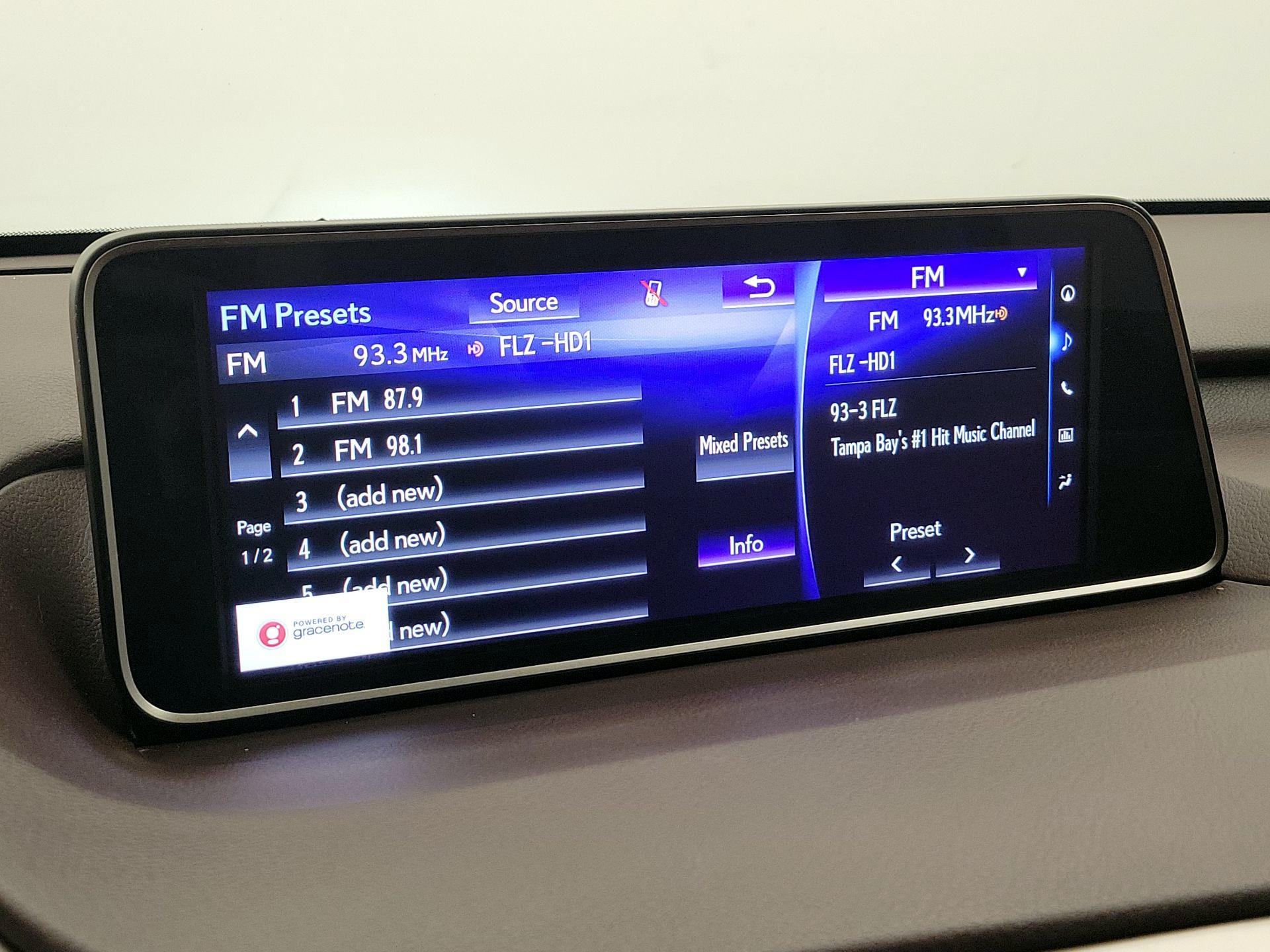 Thumbnail: 2018 Lexus RX - 16