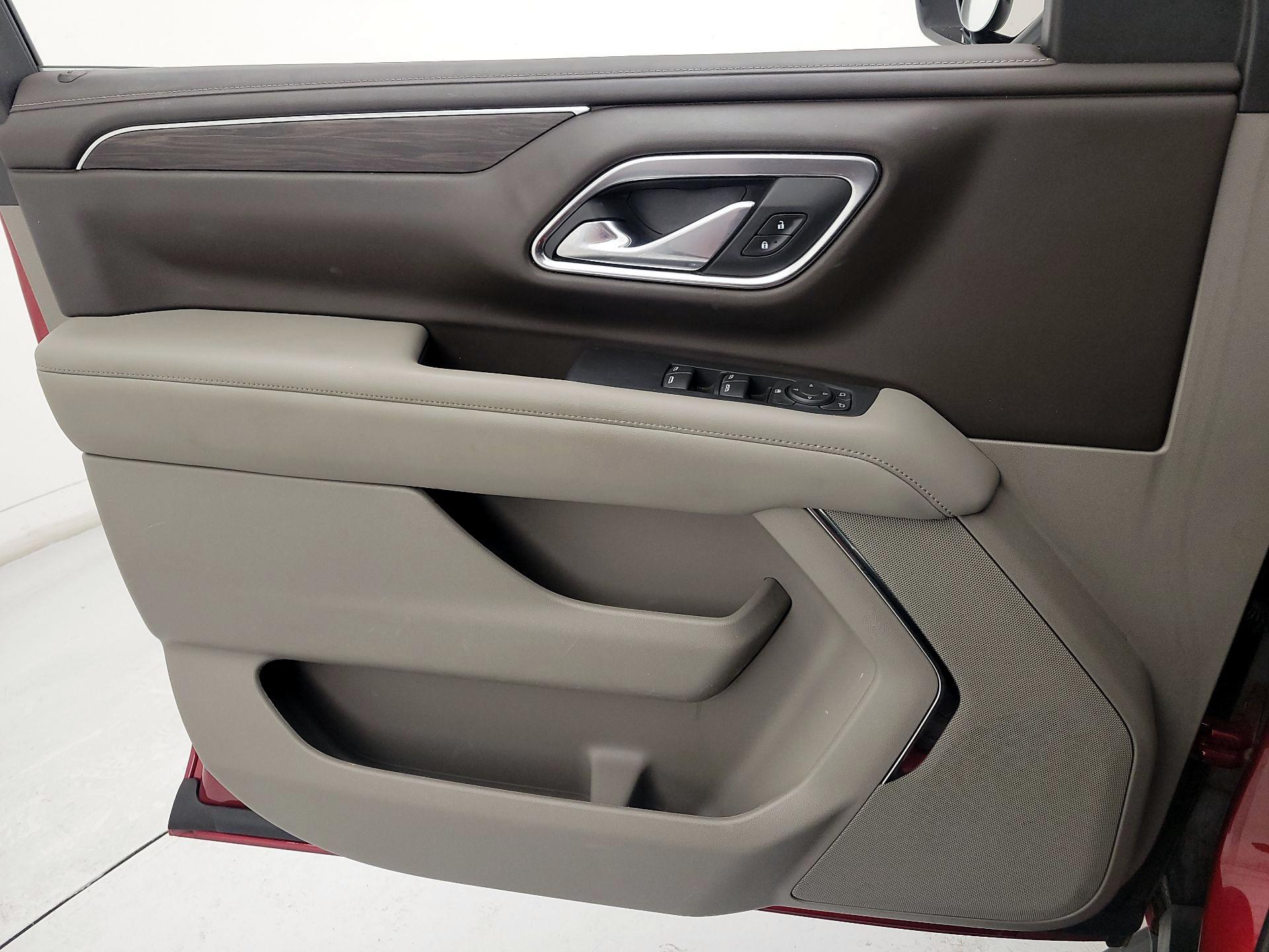 Thumbnail: 2023 Chevrolet Tahoe - 12