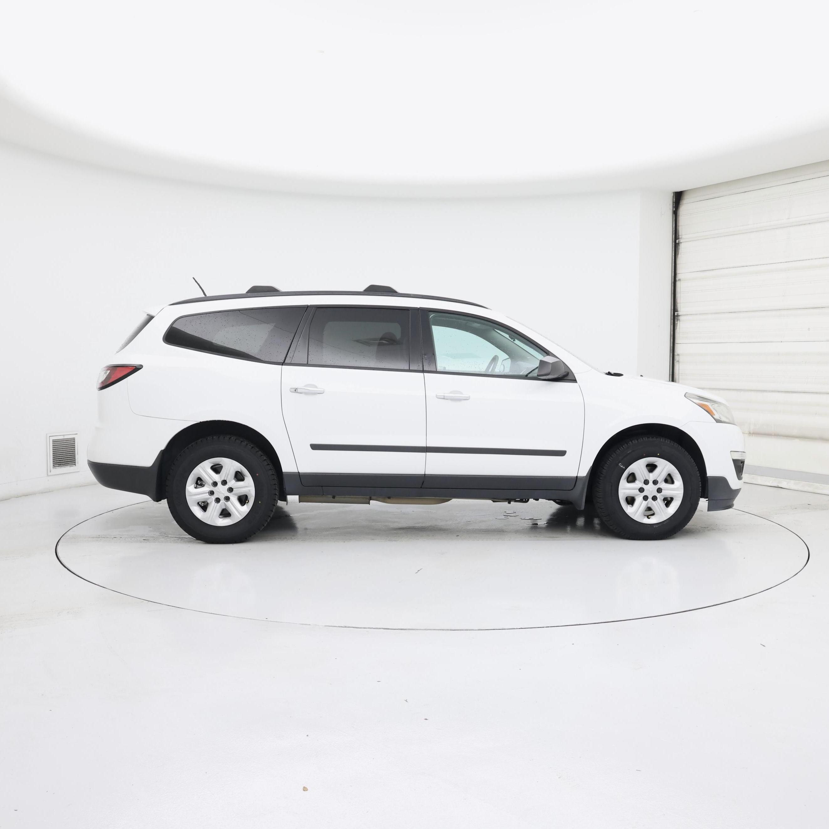 Thumbnail: 2017 Chevrolet Traverse - 7