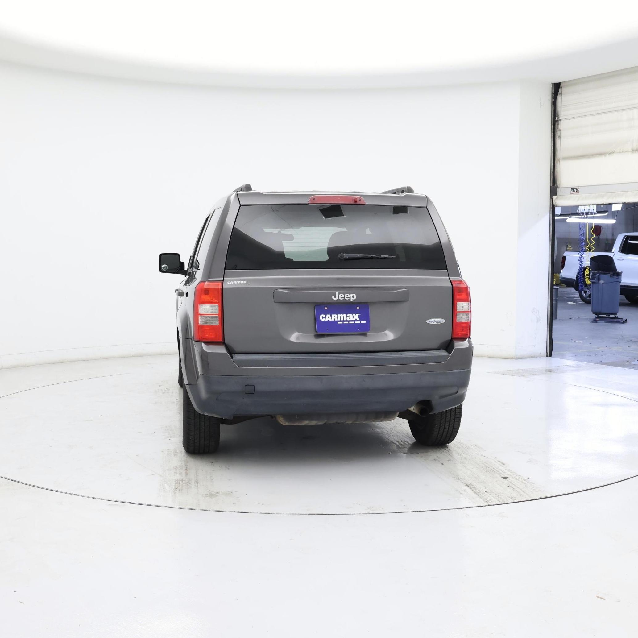 Thumbnail: 2015 Jeep Patriot - 6