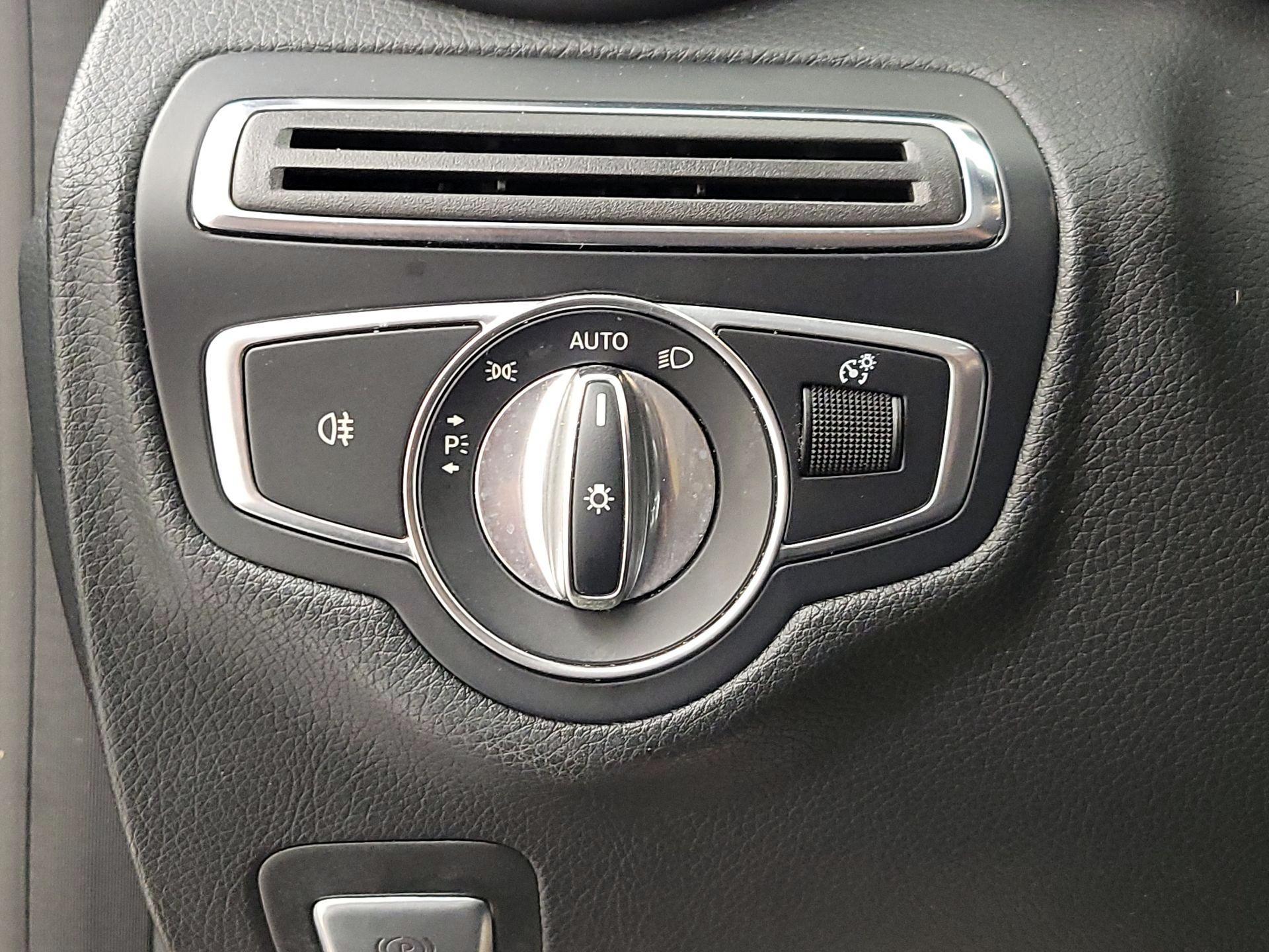 Thumbnail: 2018 Mercedes-Benz C-Class - 13