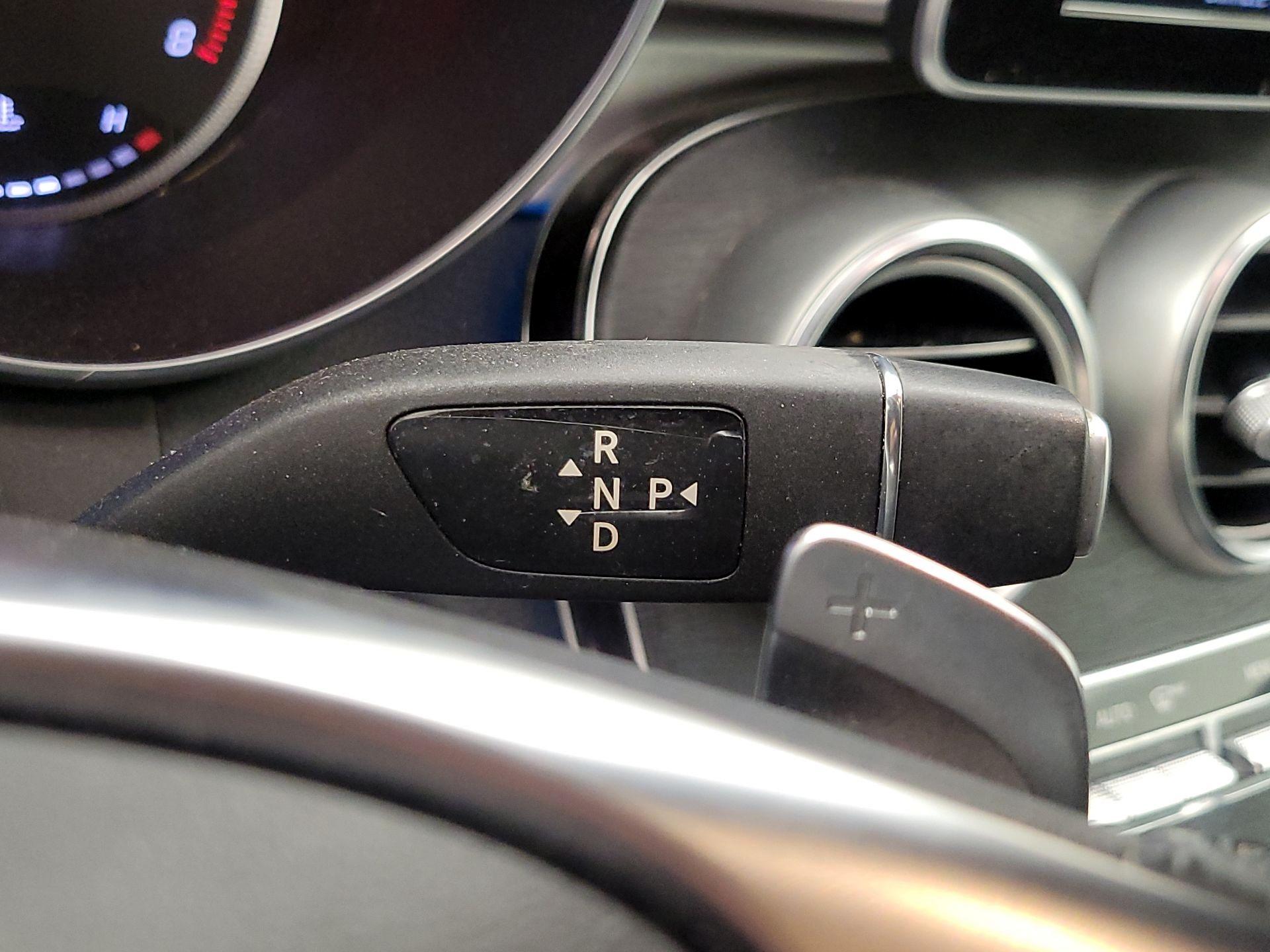 Thumbnail: 2018 Mercedes-Benz C-Class - 17