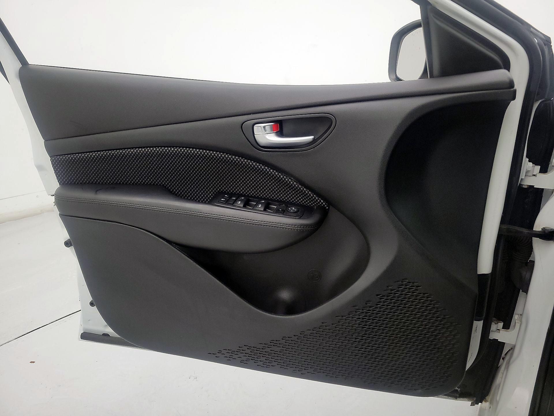 Thumbnail: 2016 Dodge Dart - 12