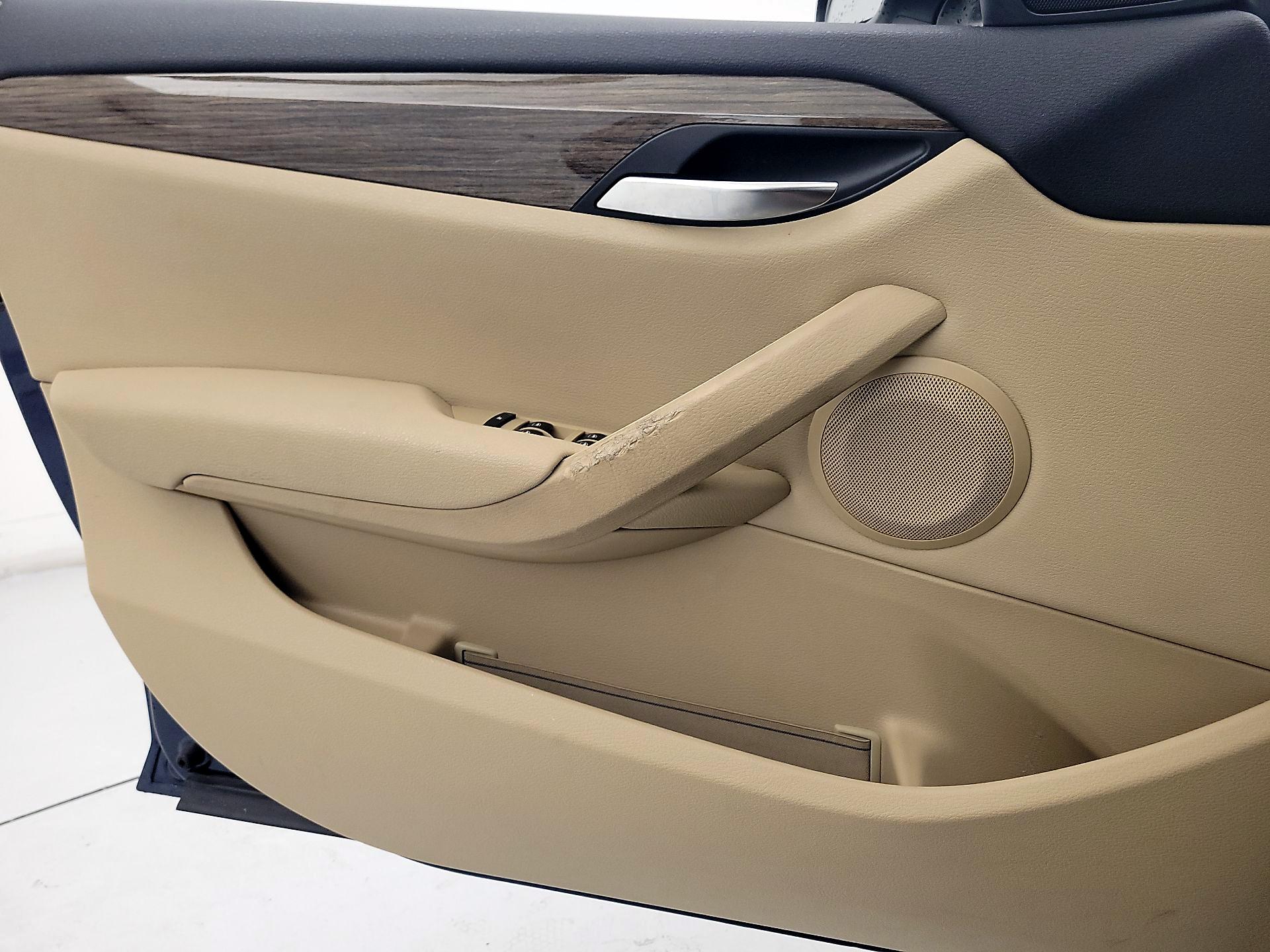 Thumbnail: 2015 BMW X1 - 12