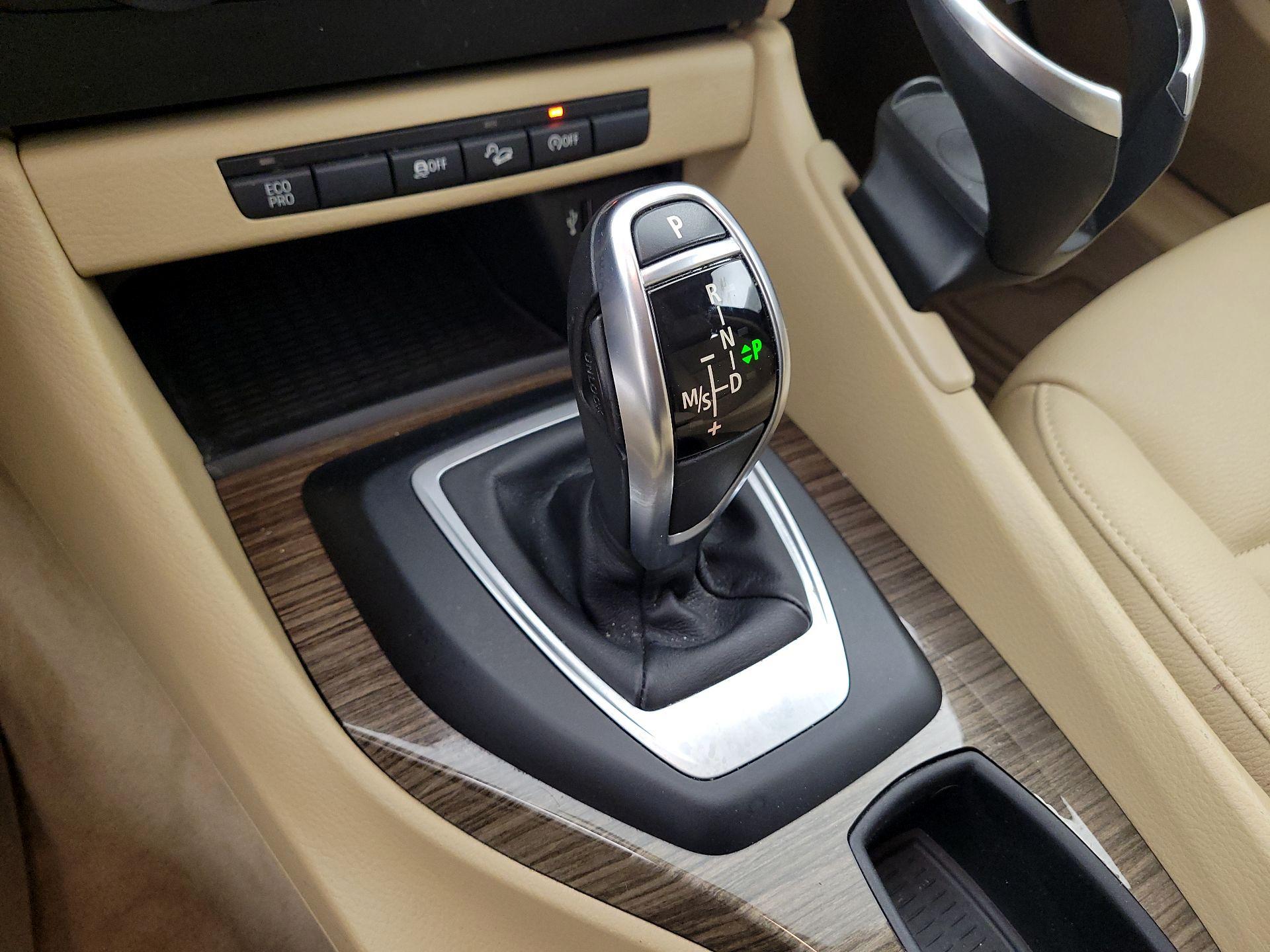 Thumbnail: 2015 BMW X1 - 16