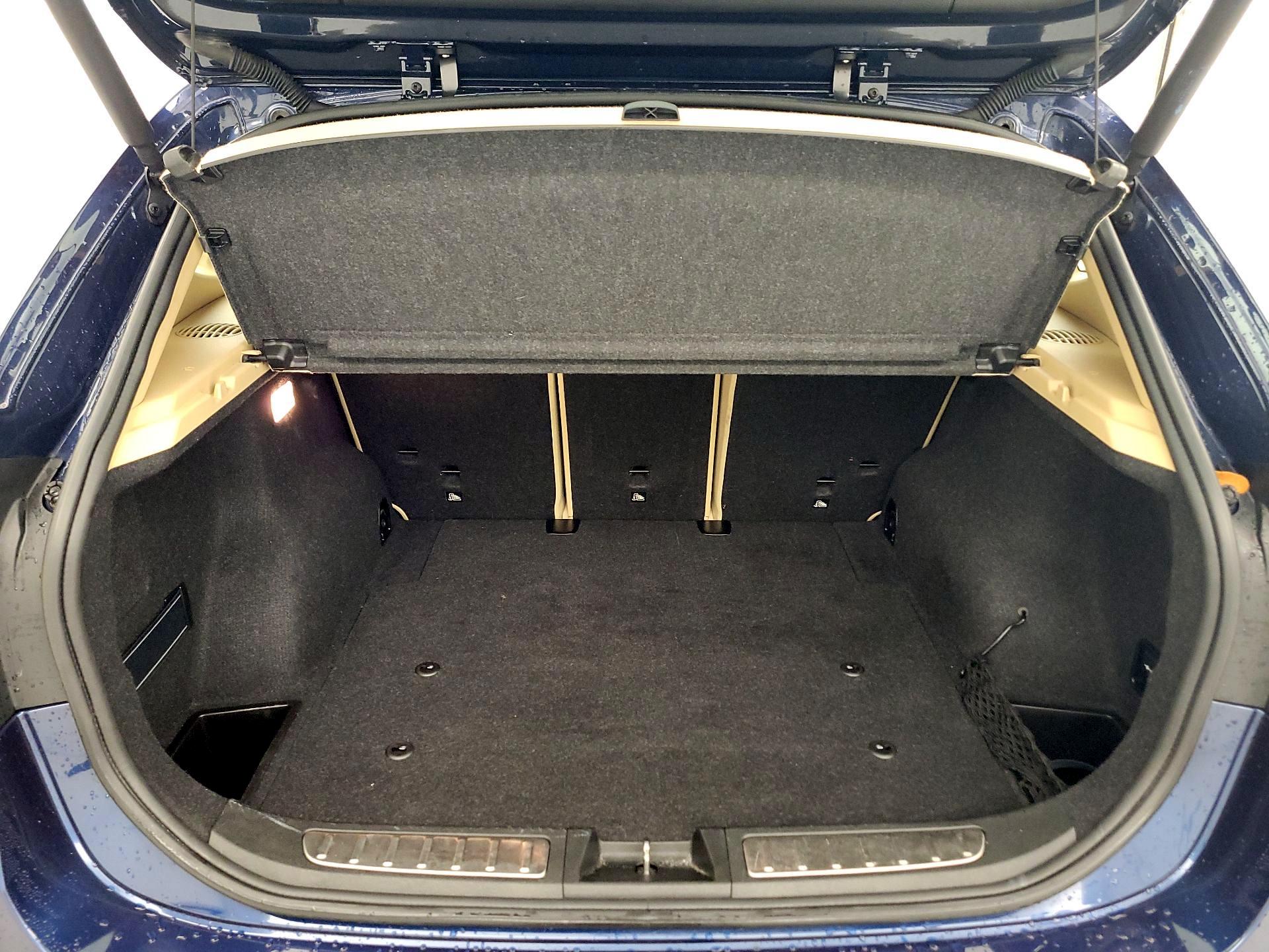 Thumbnail: 2015 BMW X1 - 19