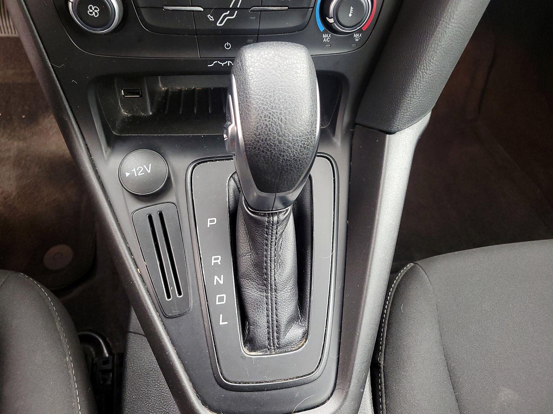 Thumbnail: 2018 Ford Focus - 17