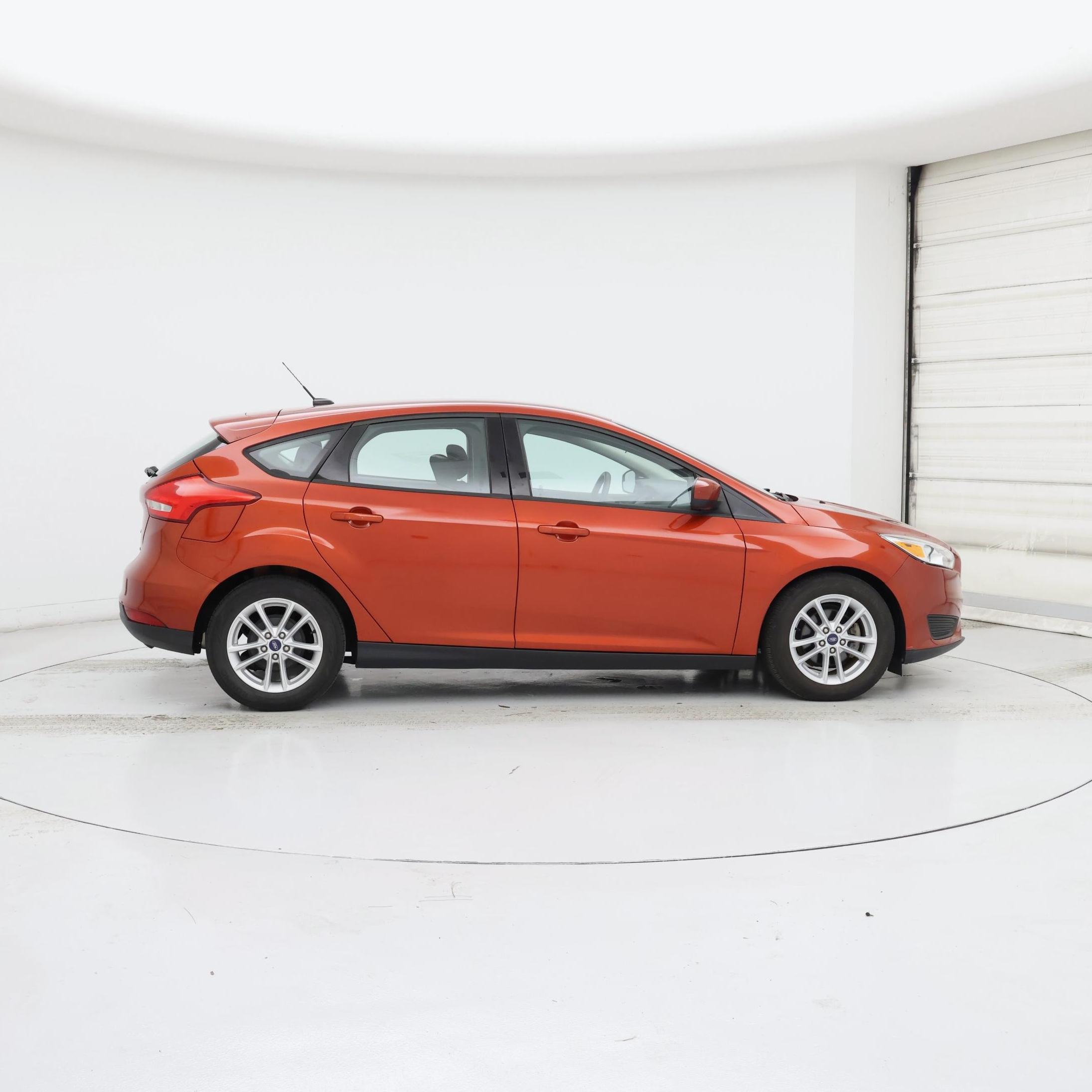 Thumbnail: 2018 Ford Focus - 7