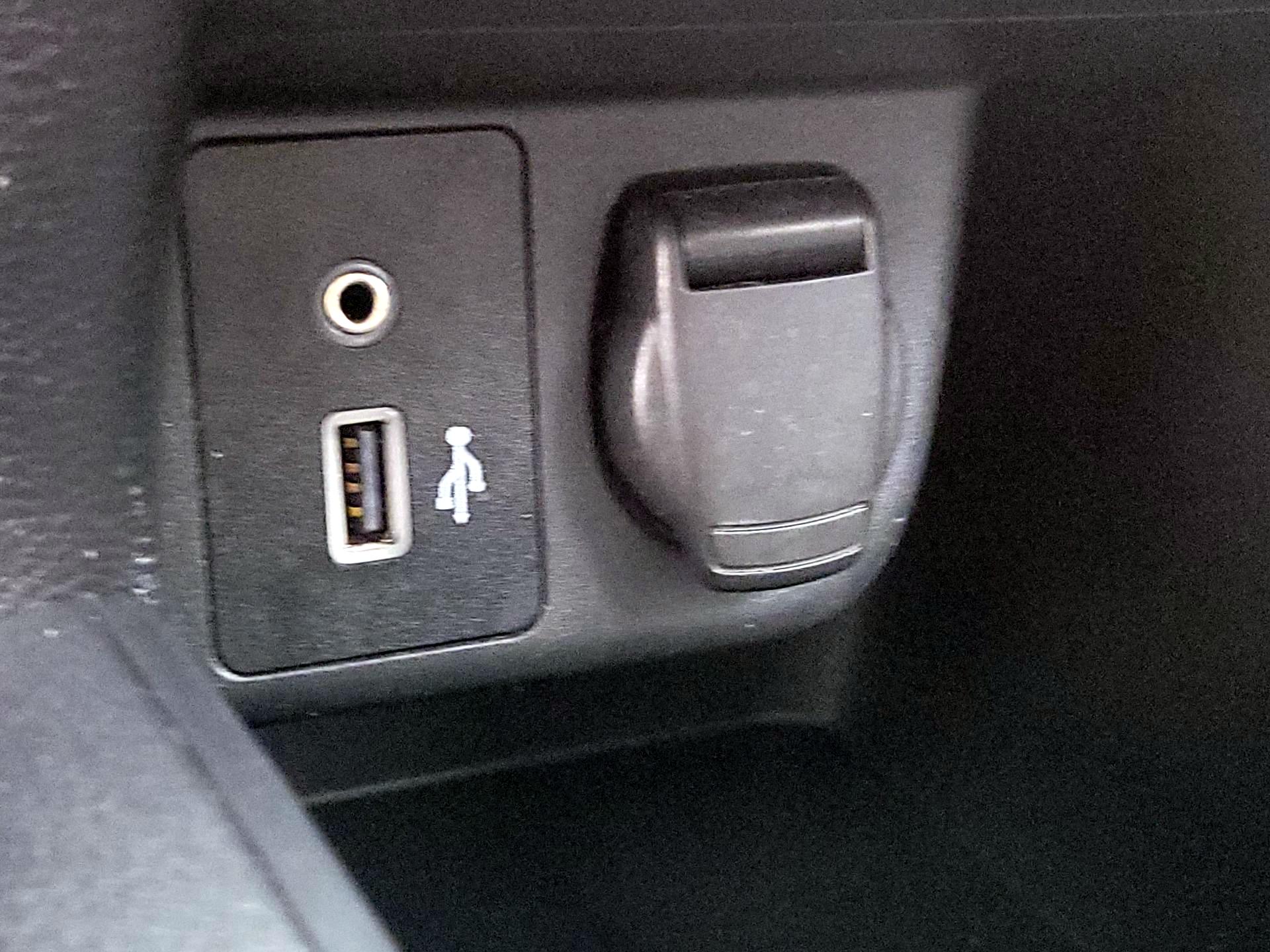 Thumbnail: 2021 Nissan Versa - 18