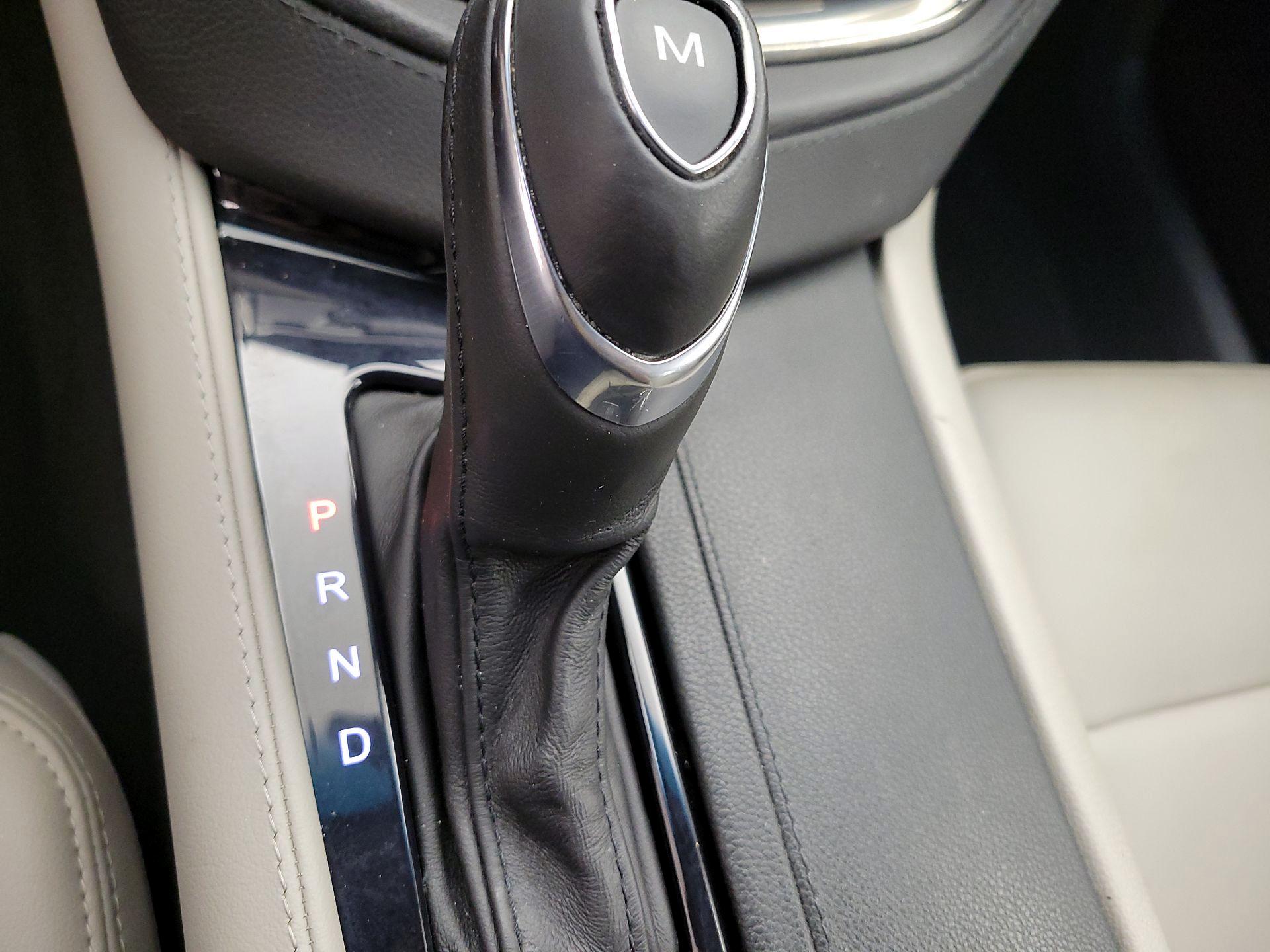 Thumbnail: 2018 Cadillac CTS - 15