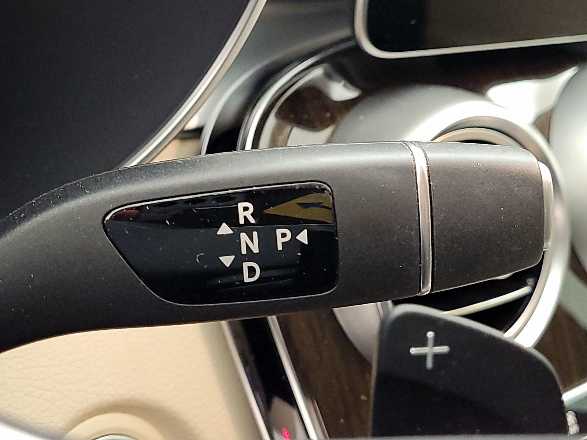 Thumbnail: 2019 Mercedes-Benz C-Class - 17