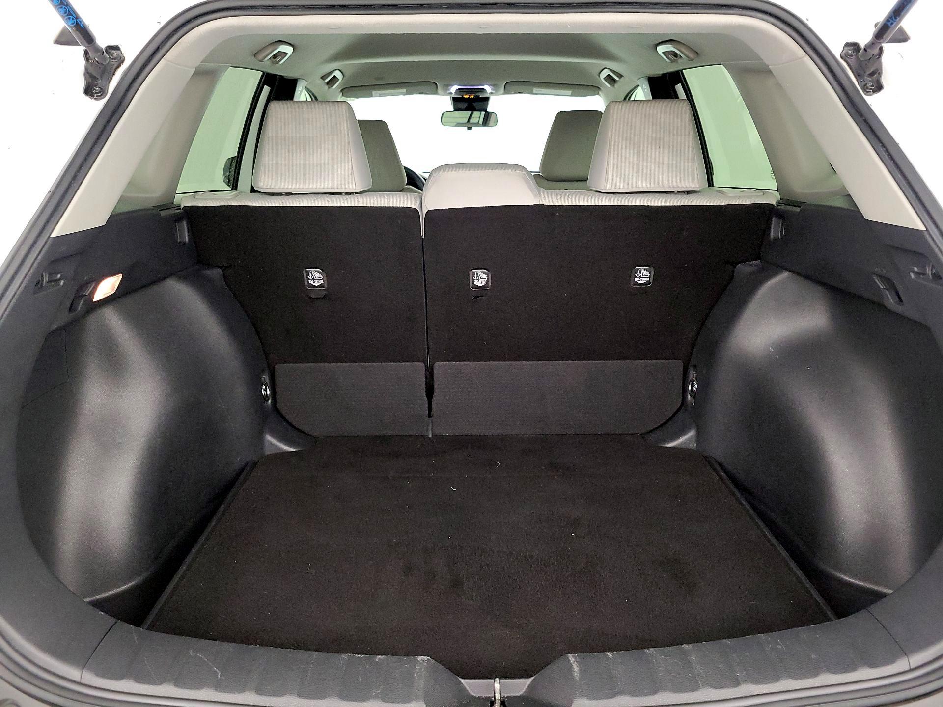 Thumbnail: 2022 Toyota Corolla Cross - 20