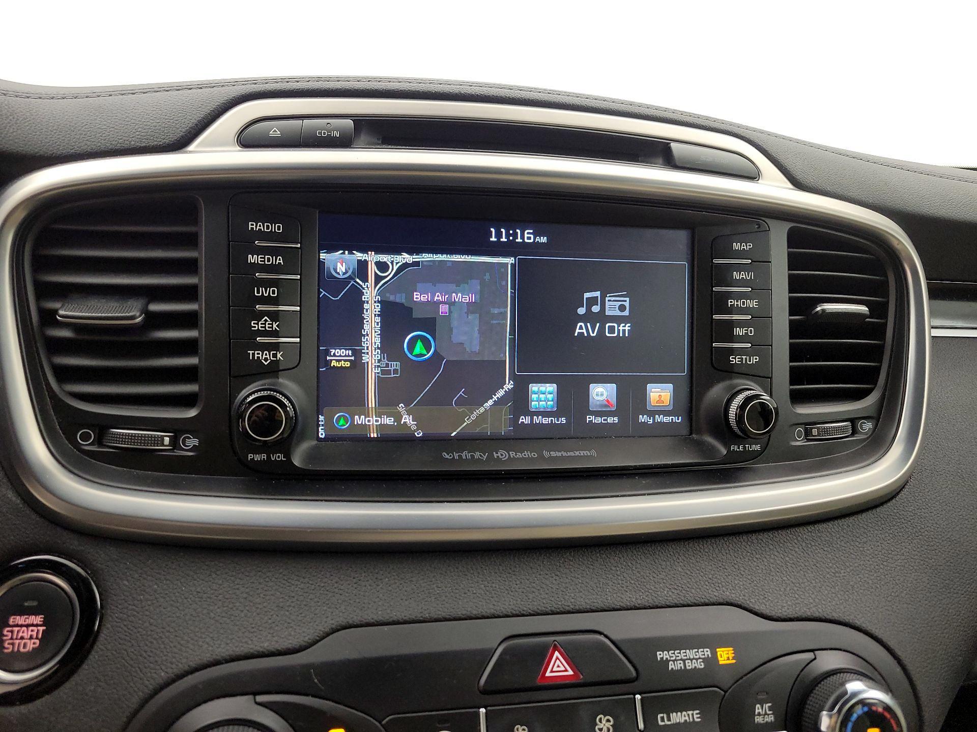 Thumbnail: 2017 Kia Sorento - 13