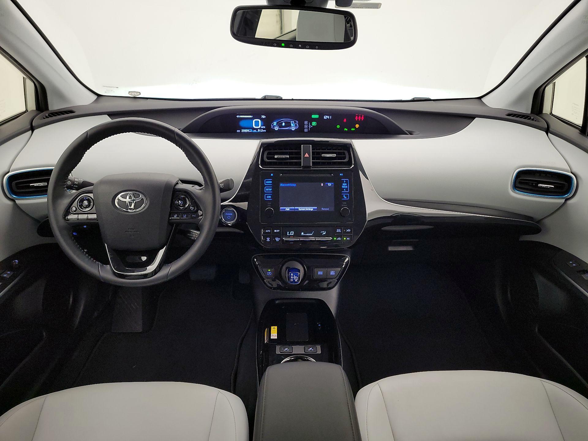 Thumbnail: 2019 Toyota Prius - 9