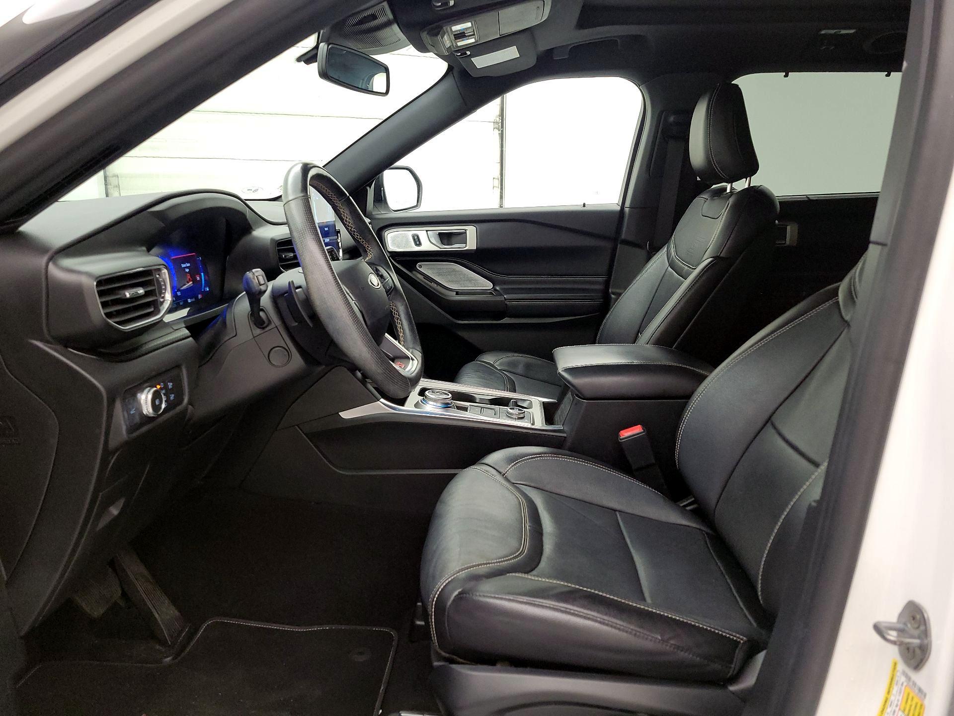 Thumbnail: 2020 Ford Explorer - 11