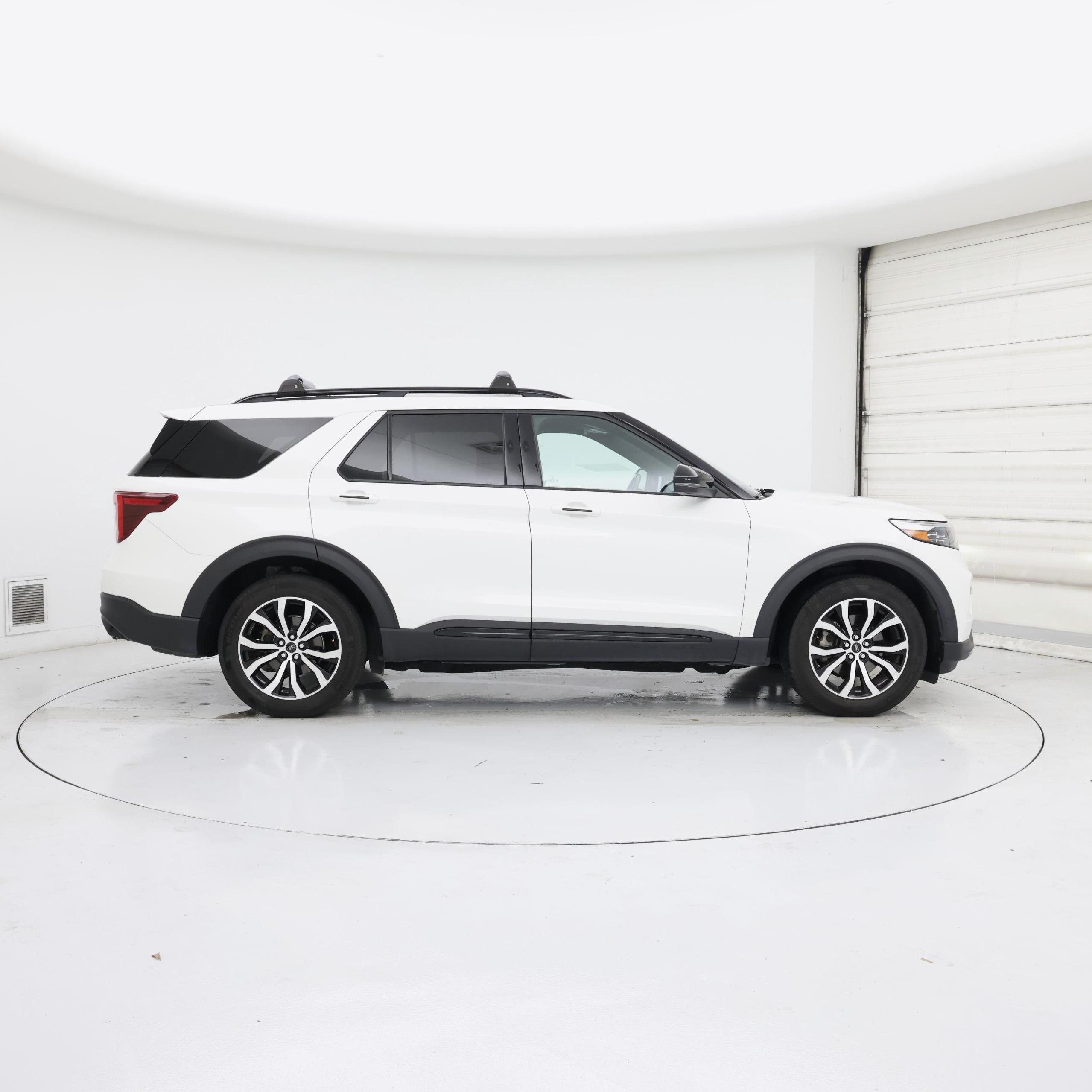 Thumbnail: 2020 Ford Explorer - 7