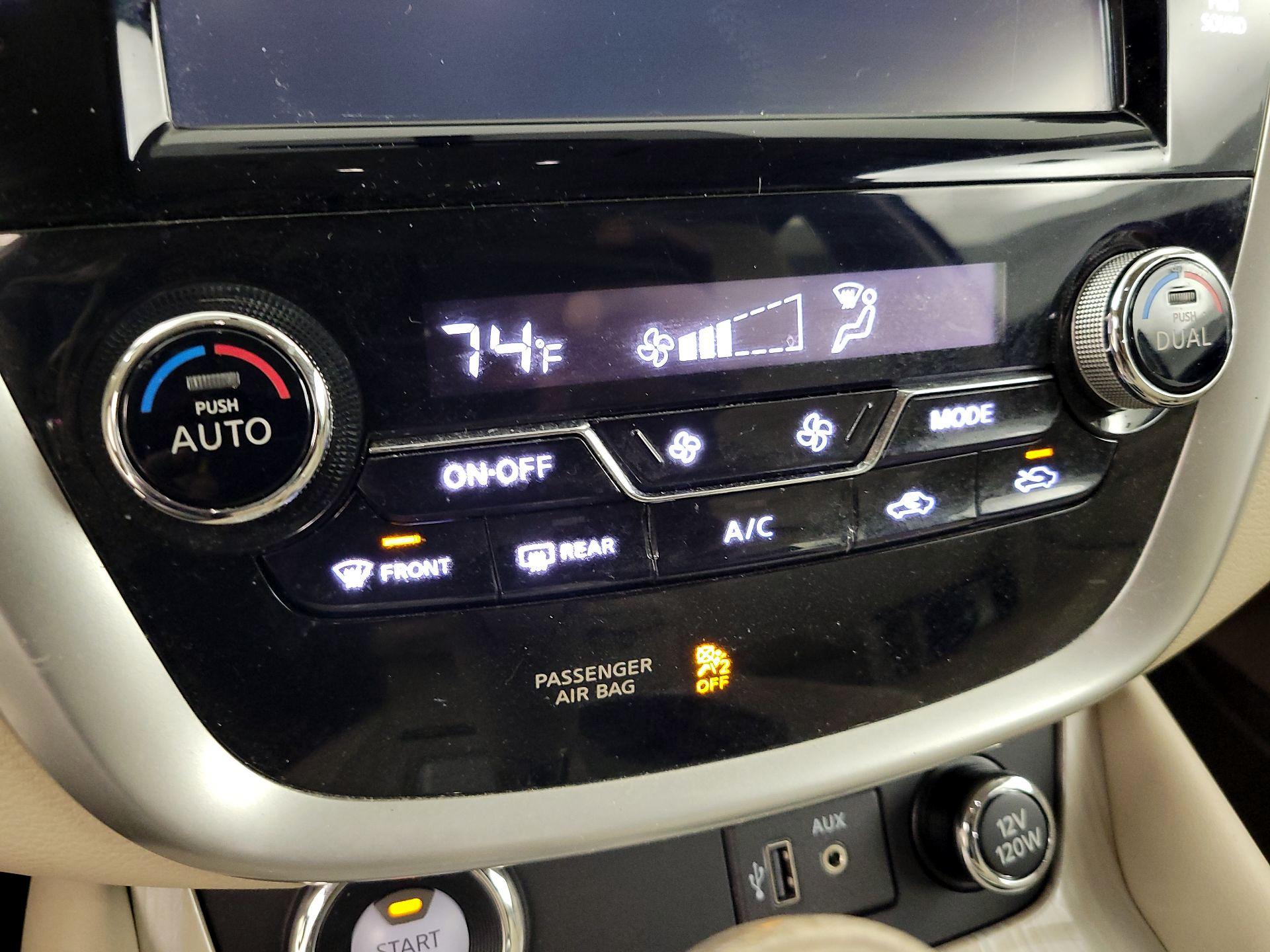 Thumbnail: 2018 Nissan Murano - 17