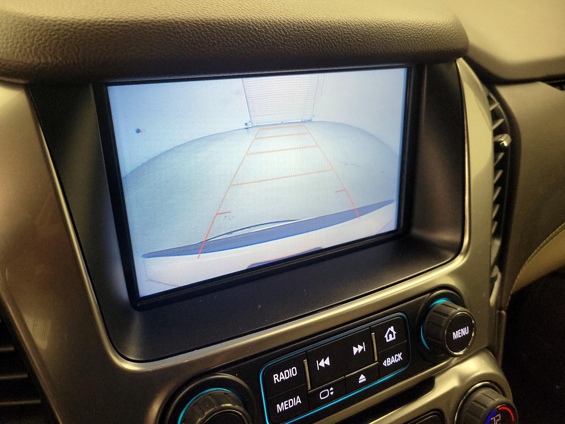 Thumbnail: 2020 Chevrolet Tahoe - 14