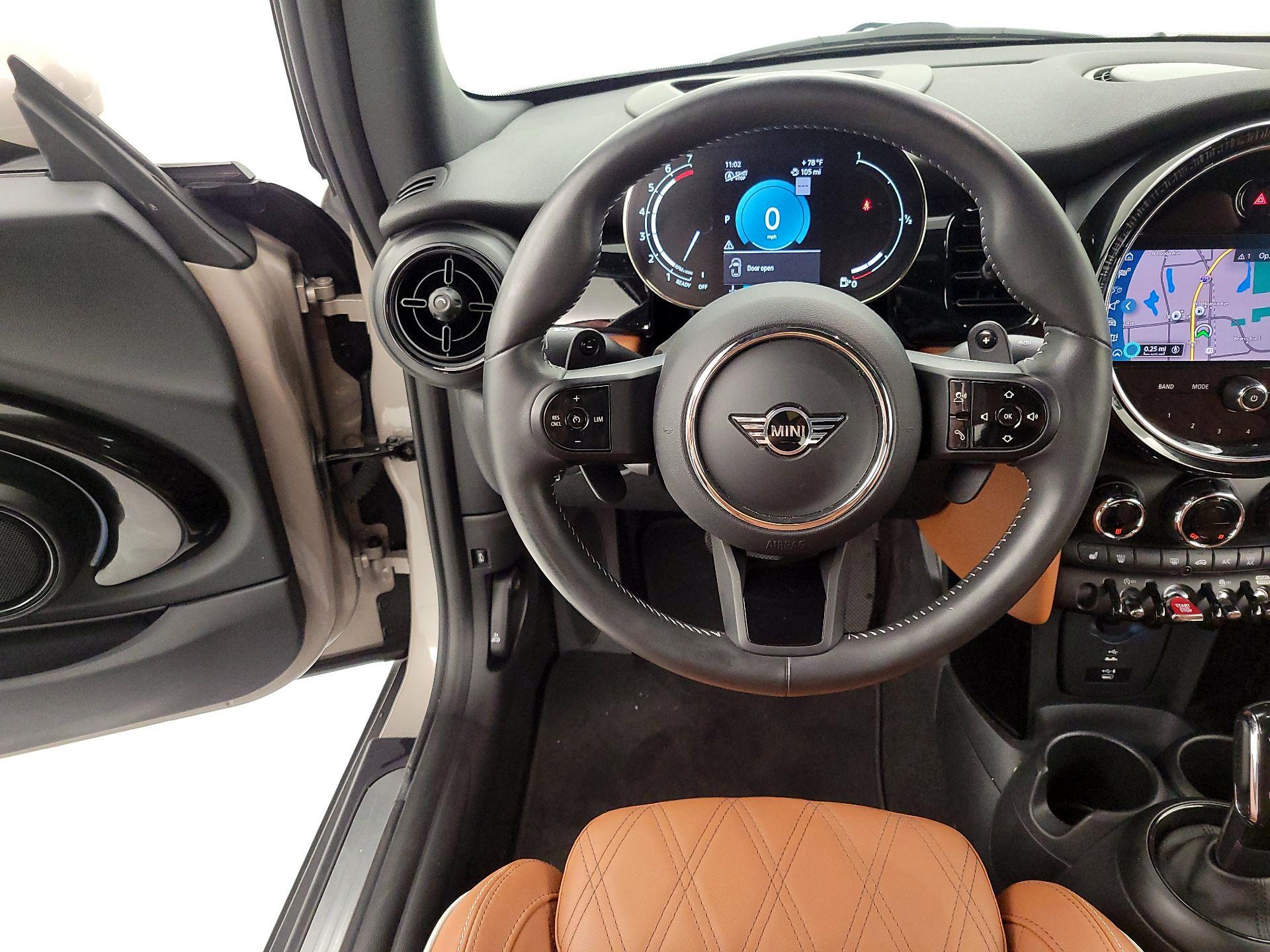 Thumbnail: 2022 MINI Cooper - 10