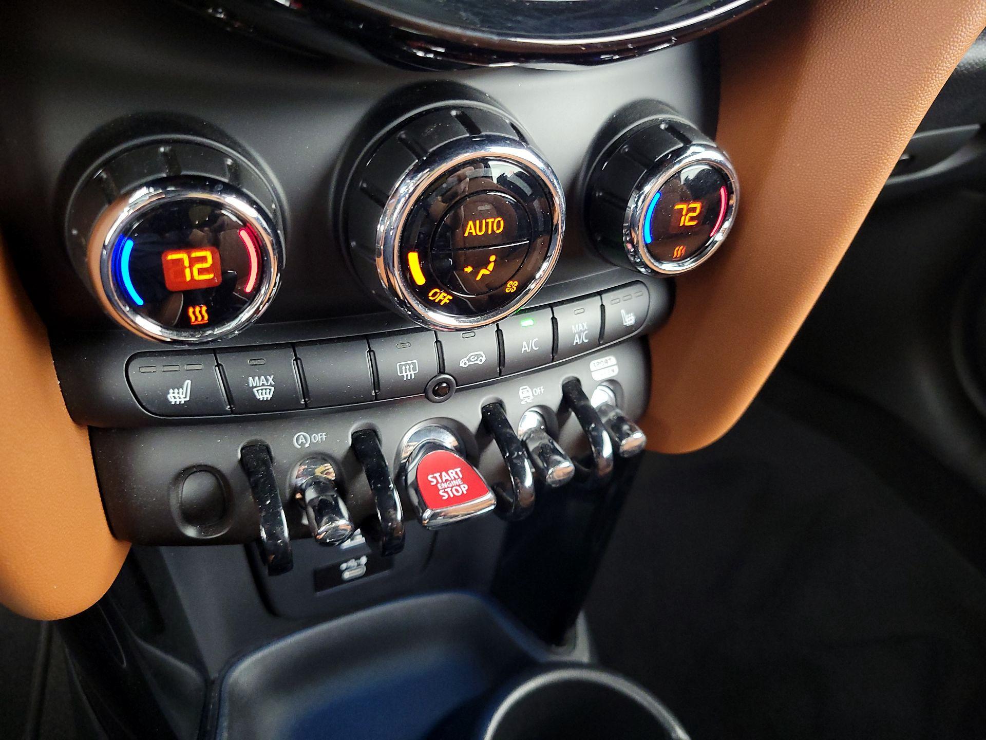 Thumbnail: 2022 MINI Cooper - 17