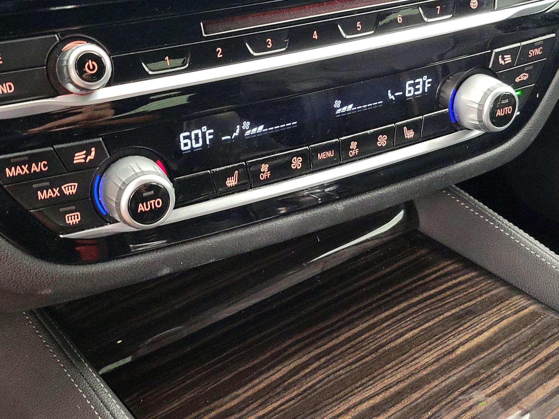 Thumbnail: 2019 BMW 6 Series - 17