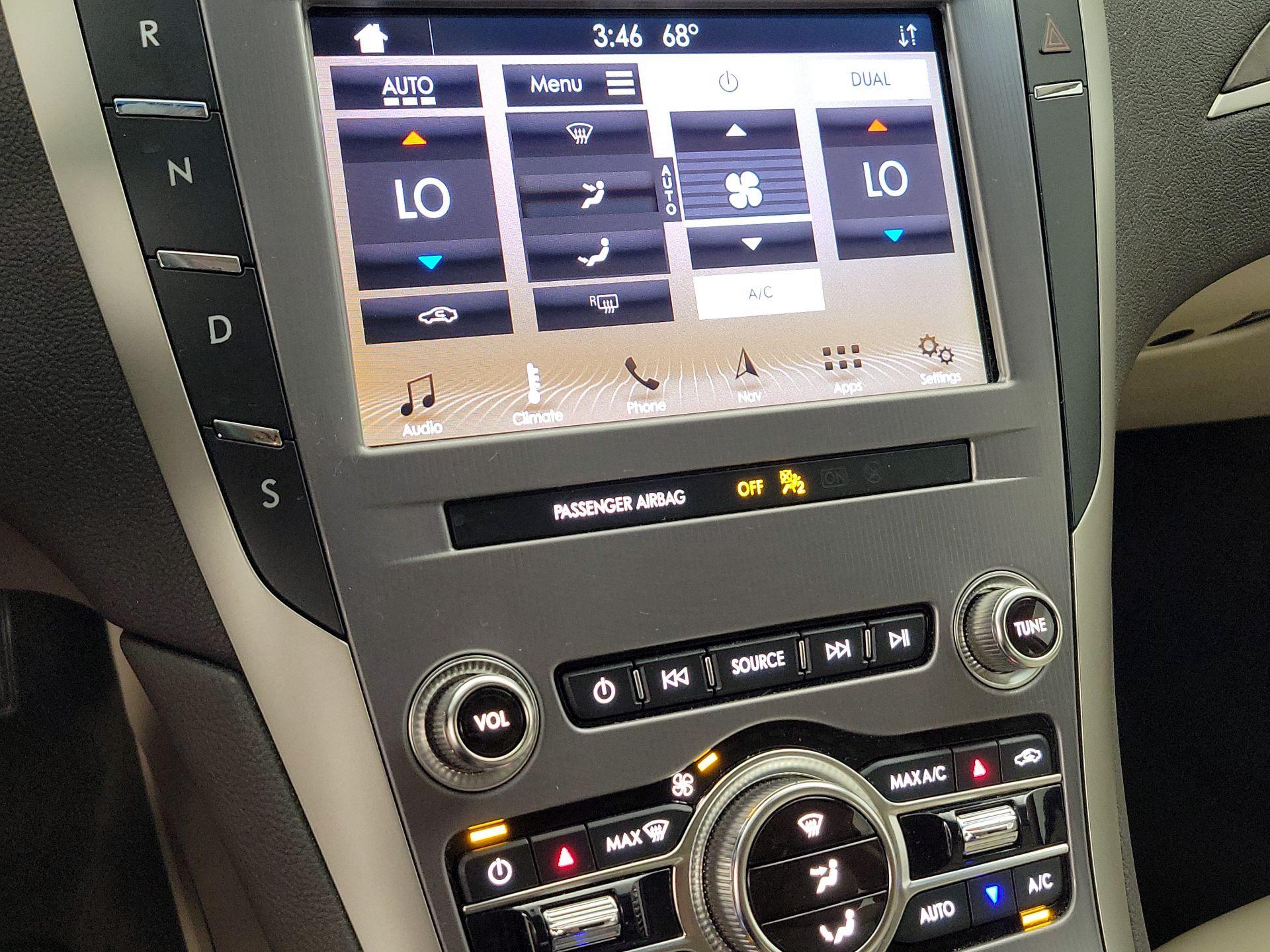 Thumbnail: 2019 Lincoln MKZ - 17