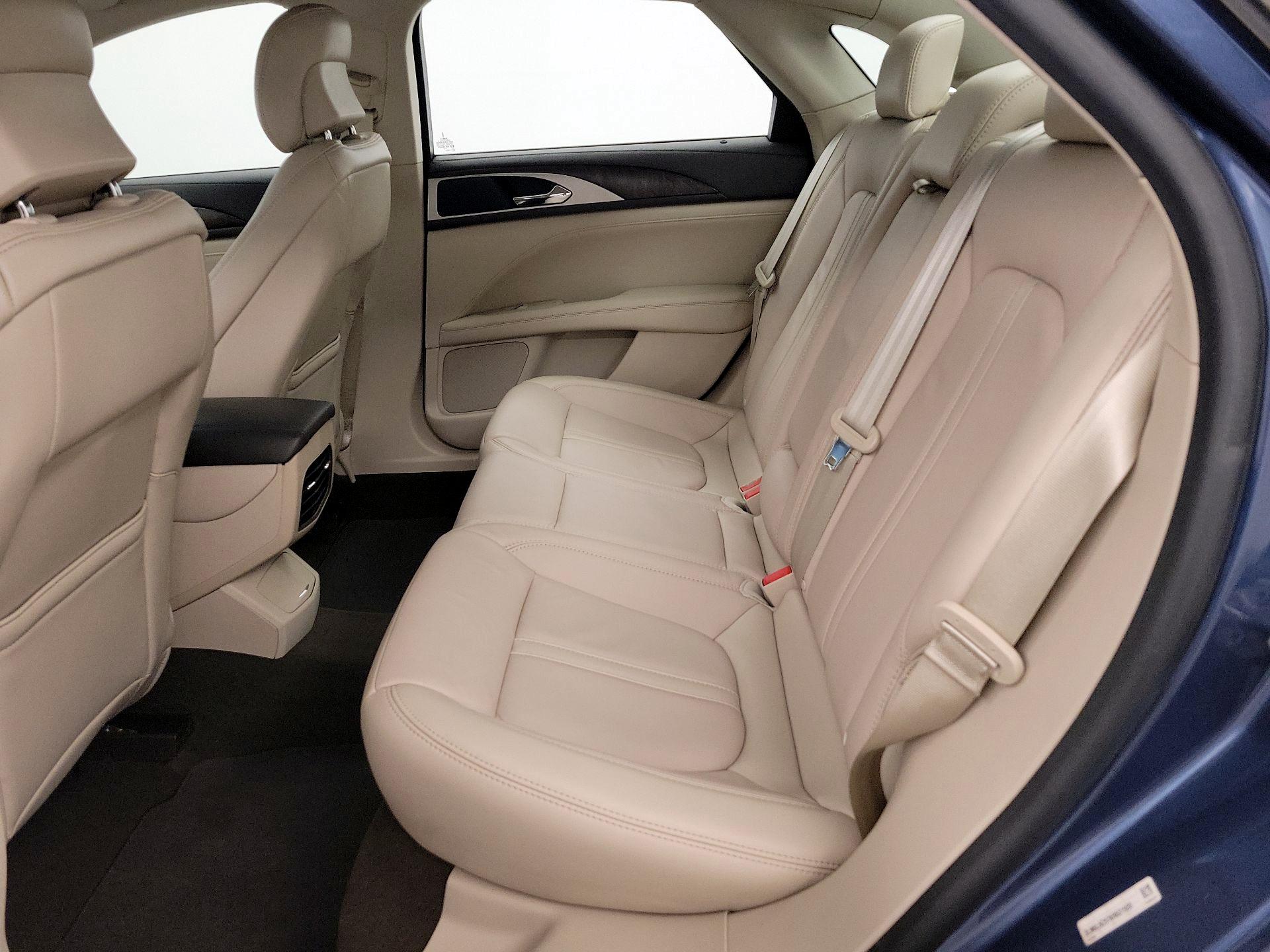 Thumbnail: 2019 Lincoln MKZ - 20