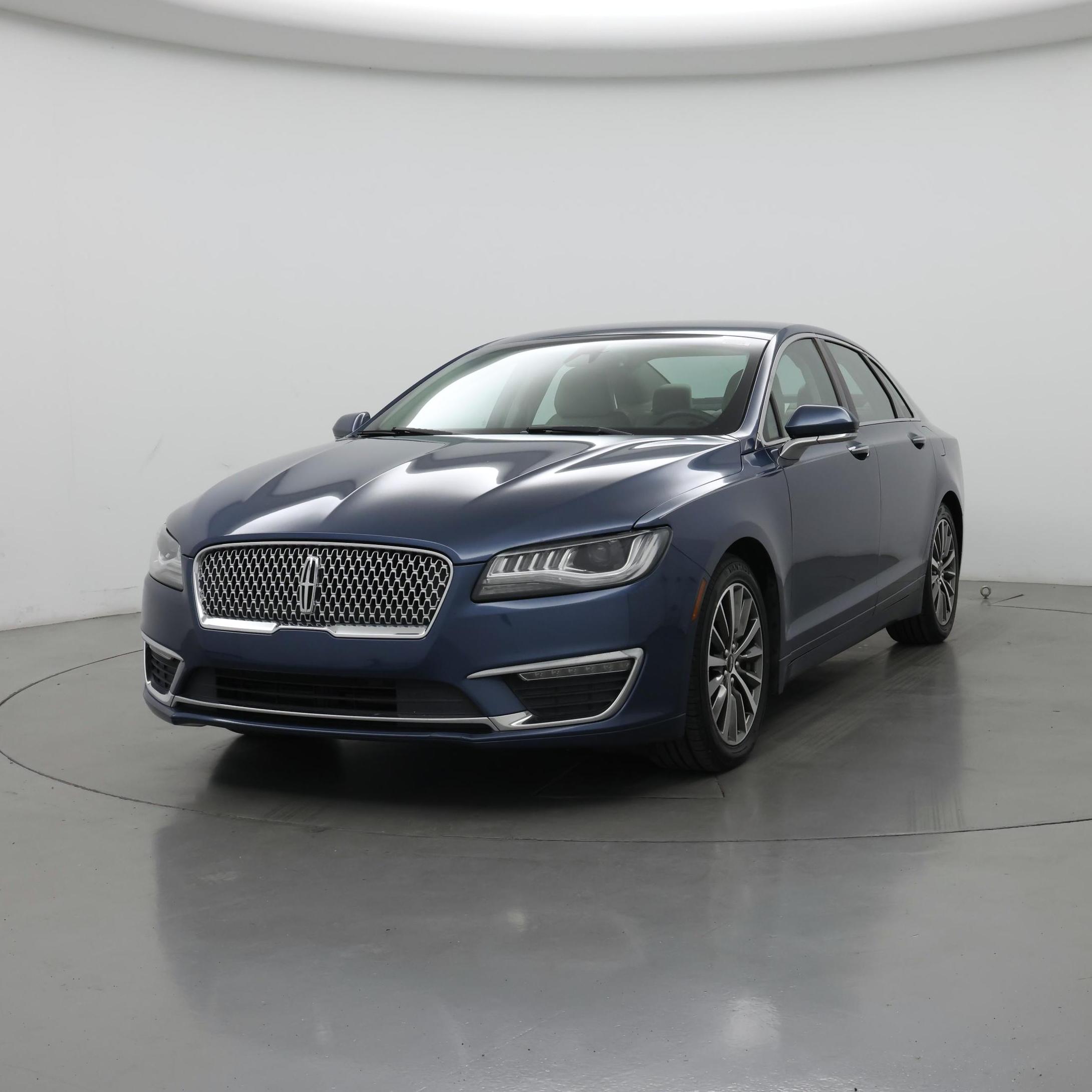 Thumbnail: 2019 Lincoln MKZ - 4