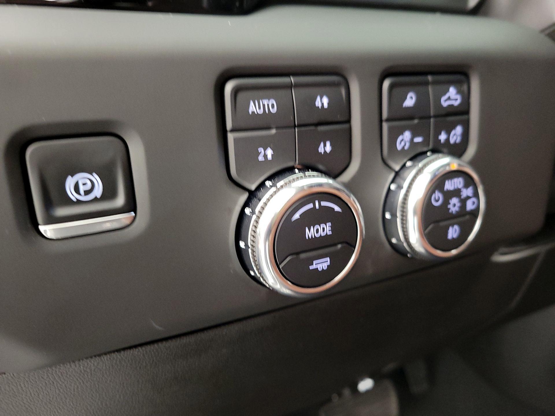 Thumbnail: 2025 GMC Sierra 1500 - 13