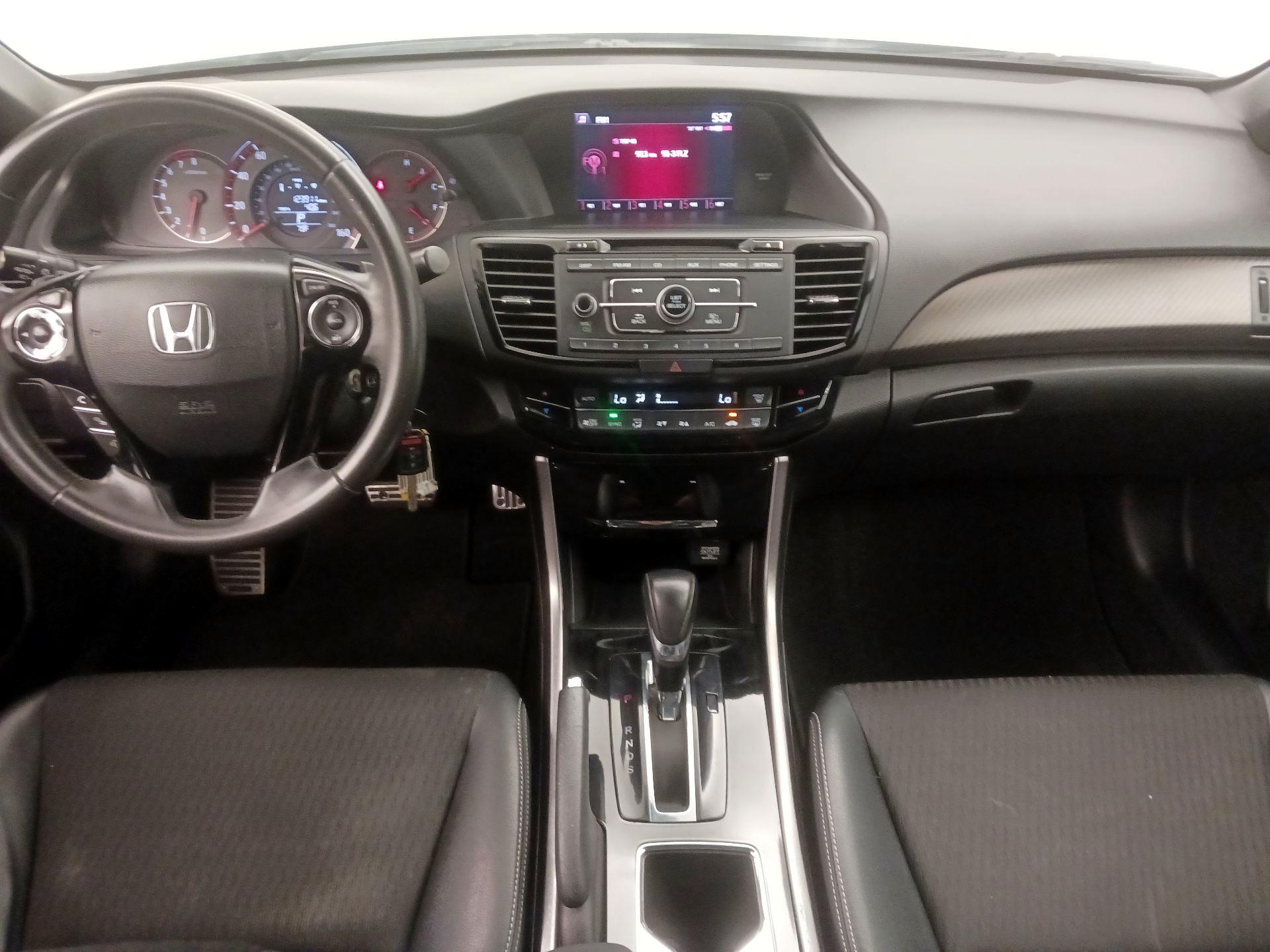 Thumbnail: 2017 Honda Accord - 9